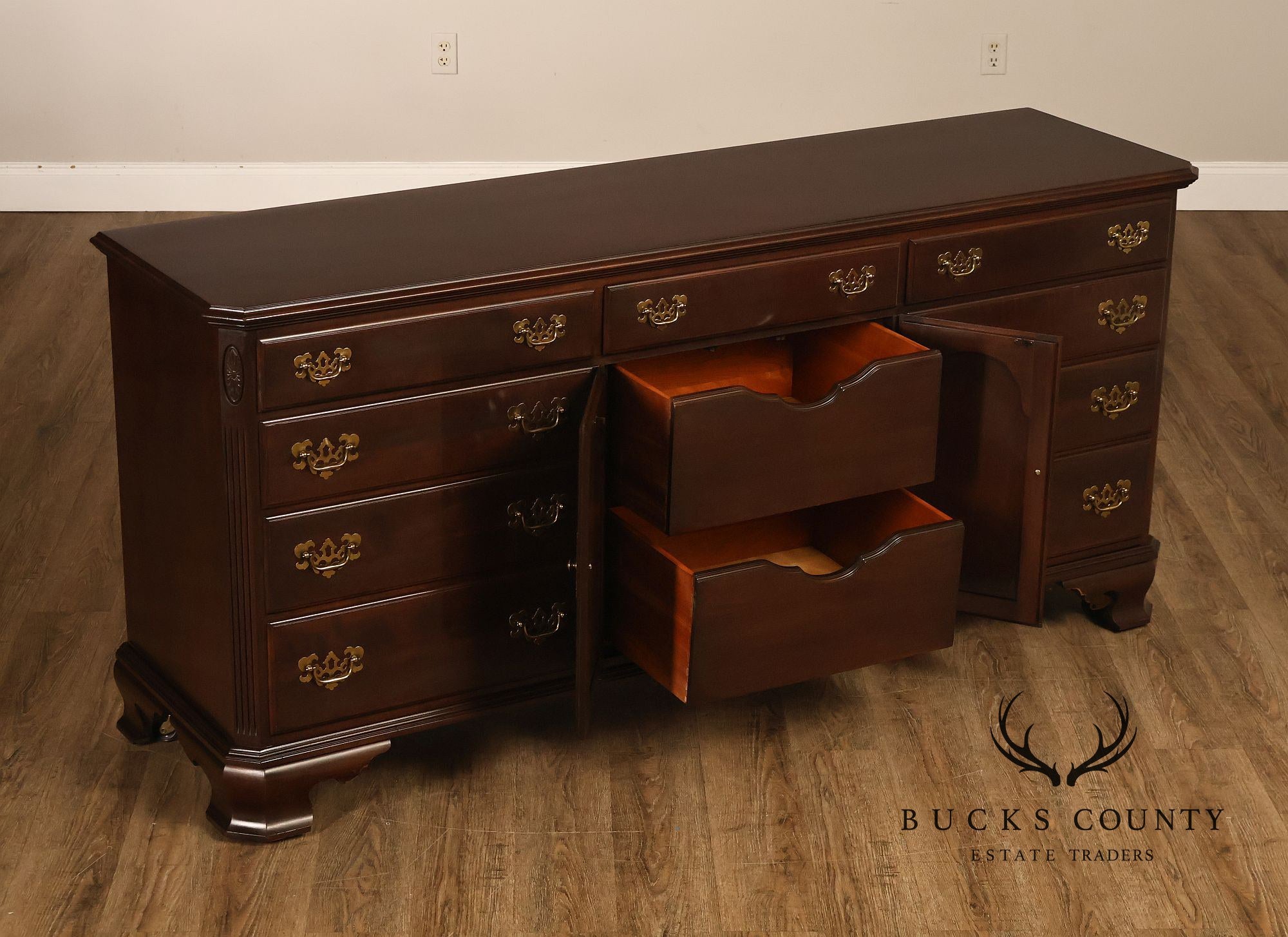 Ethan Allen 'Georgian Court' Cherry Triple Dresser
