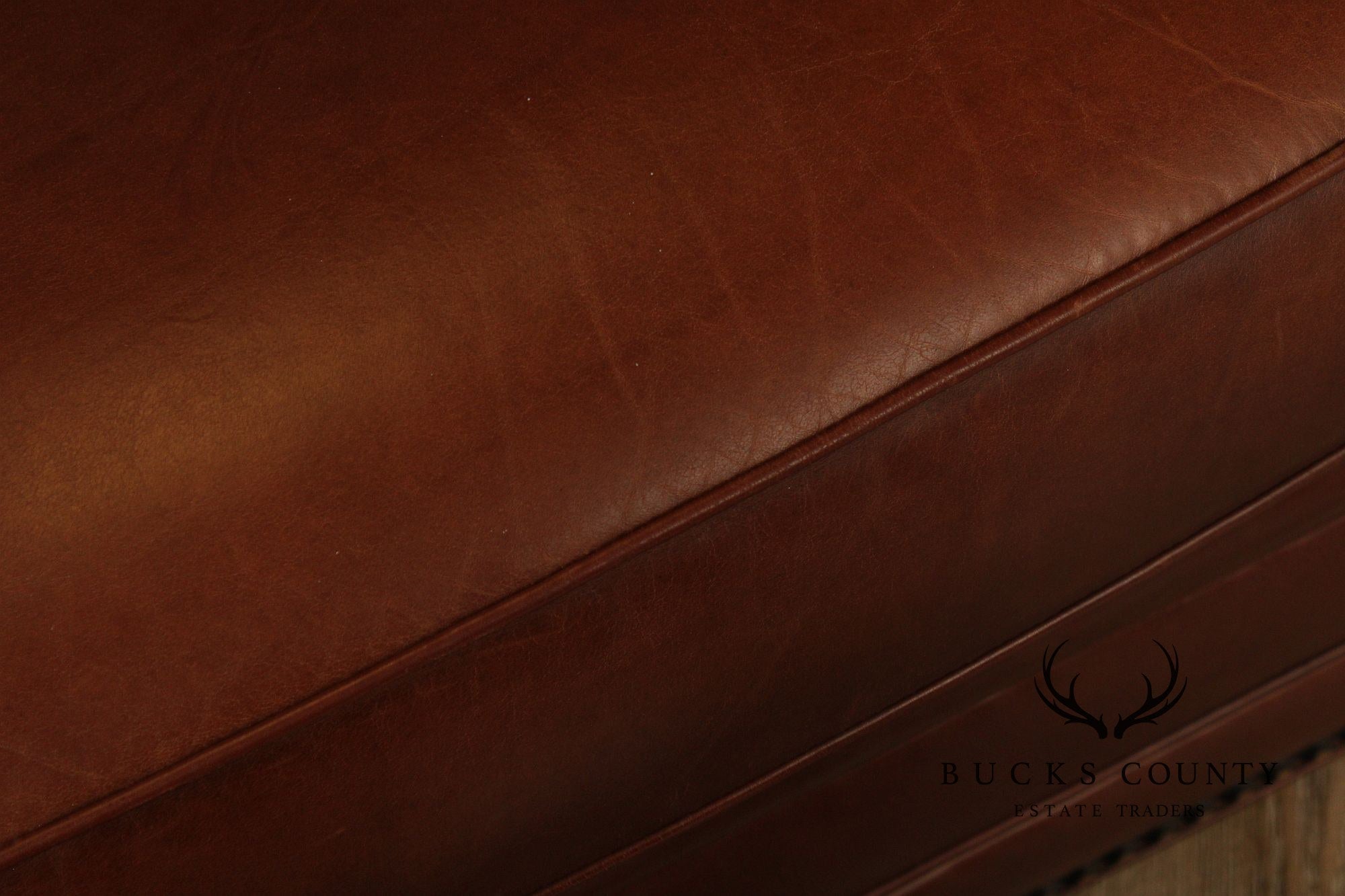 HANCOCK & MOORE ENGLISH TRADITIONAL STYLE BROWN LEATHER SOFA