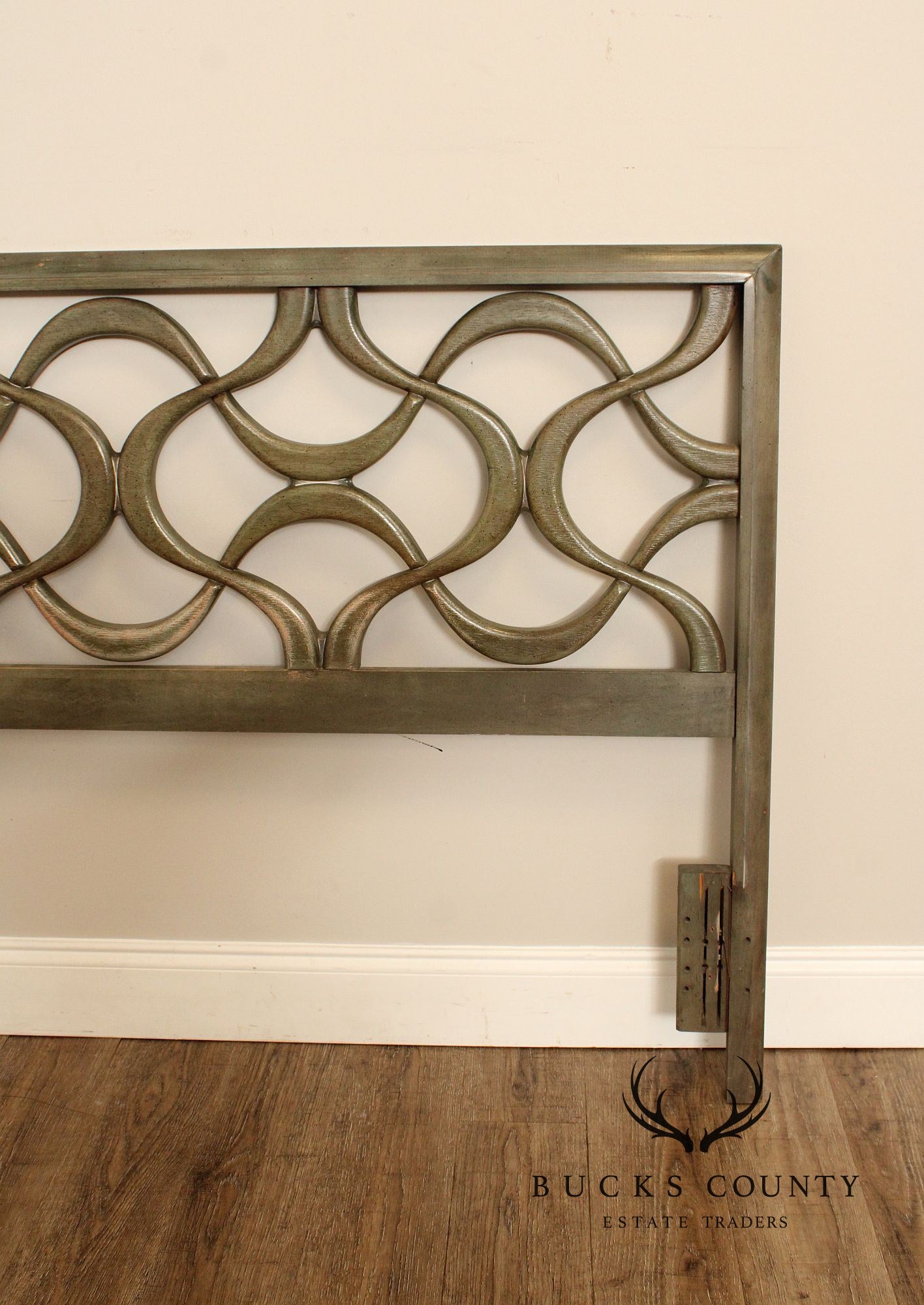 Stanley Furniture 'Theme II' Sculpted Queen Headboard