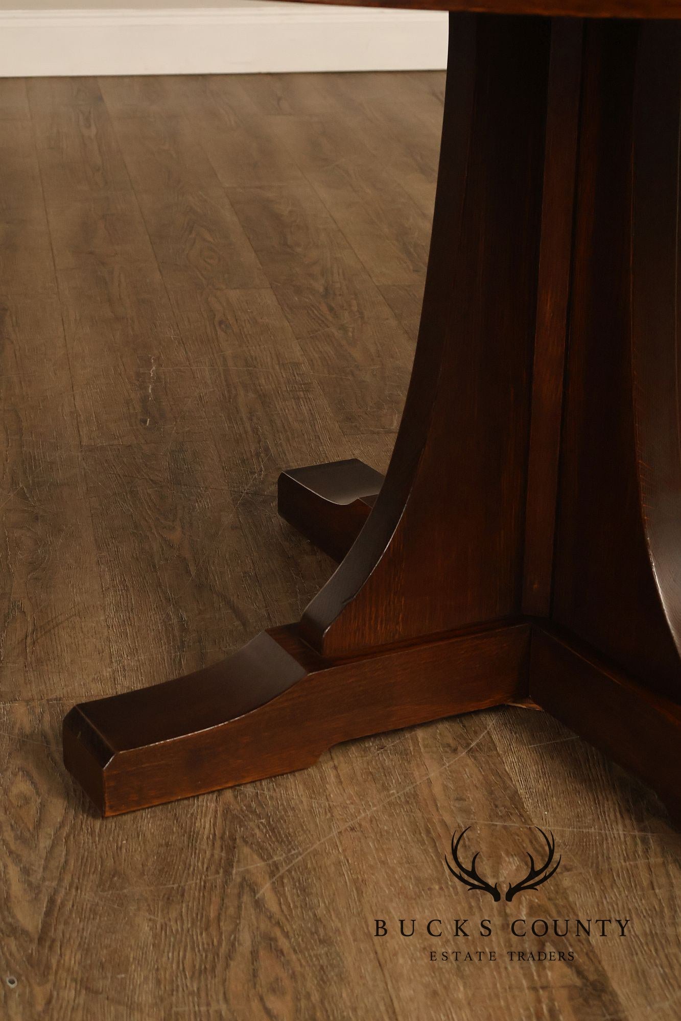 Stickley Mission Collection Round Oak Expandable Dining Table