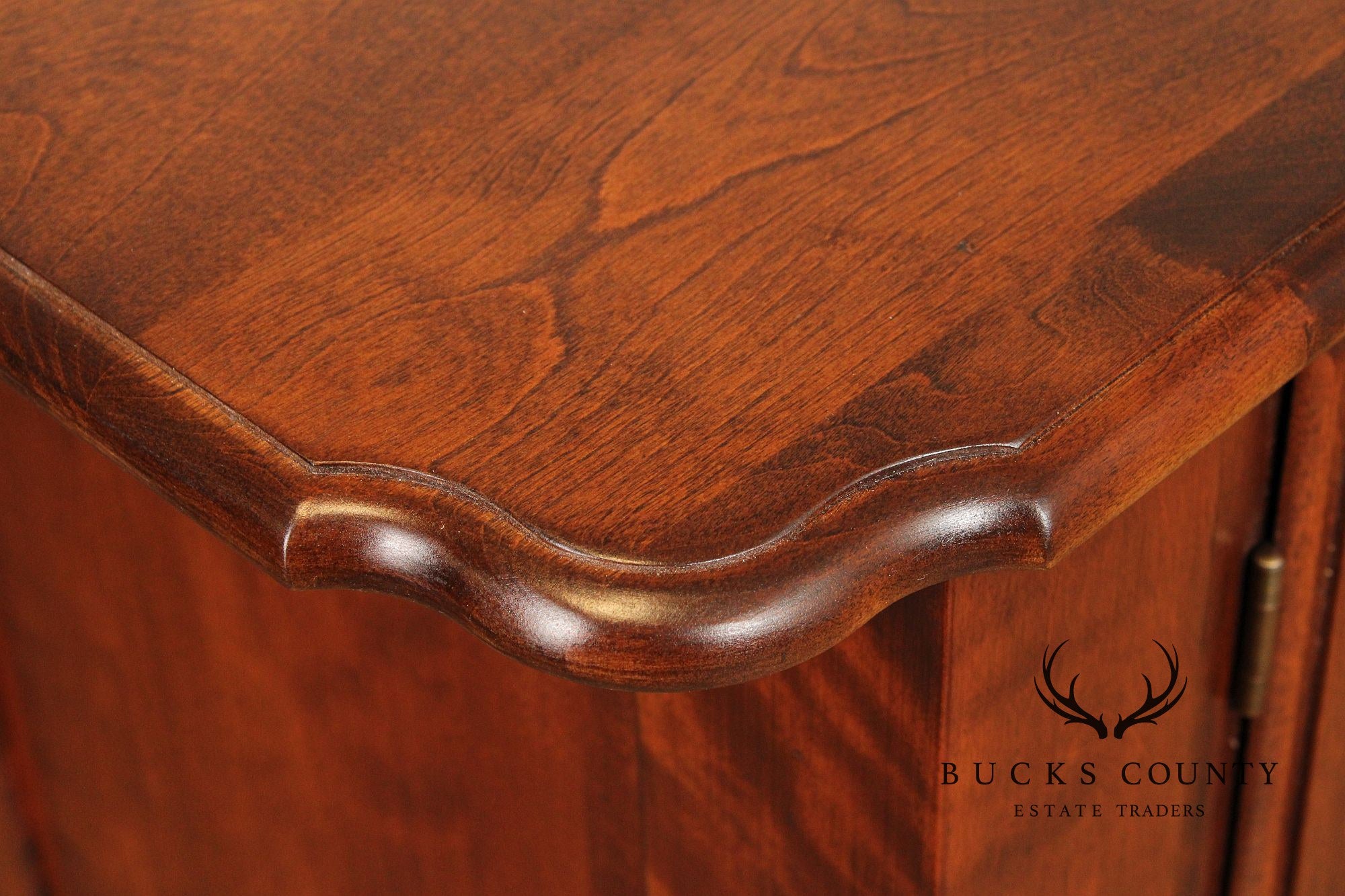 Nichols & Stone Maple Server Sideboard With Fluted Legs