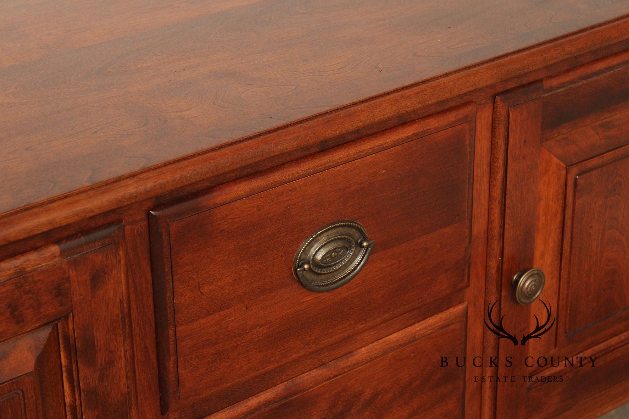 Nichols & Stone Maple Server Sideboard With Fluted Legs