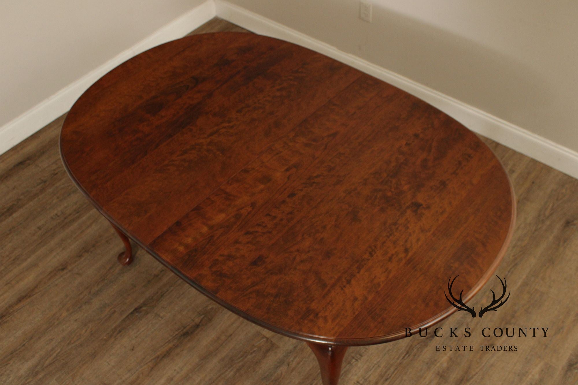 Stickley Queen Anne Style Oval Cherry Expandable Dining Table