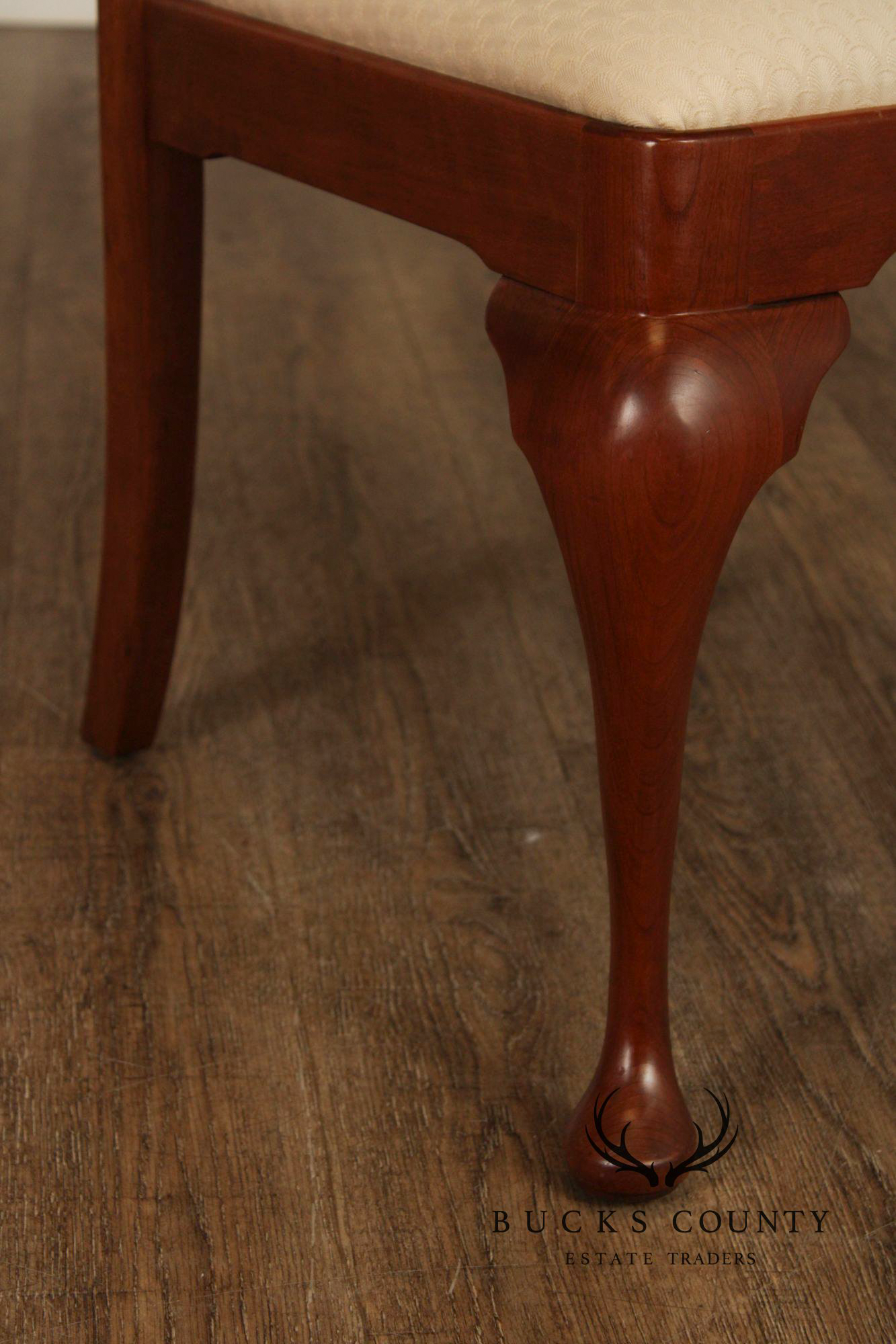 Stickley Queen Anne Style Set of Six Cherry Dining Chairs