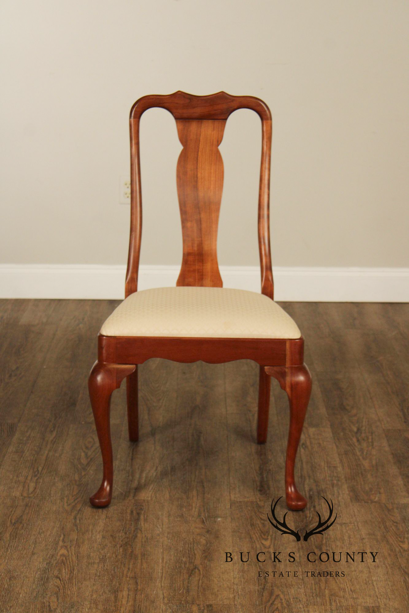Stickley Queen Anne Style Set of Six Cherry Dining Chairs