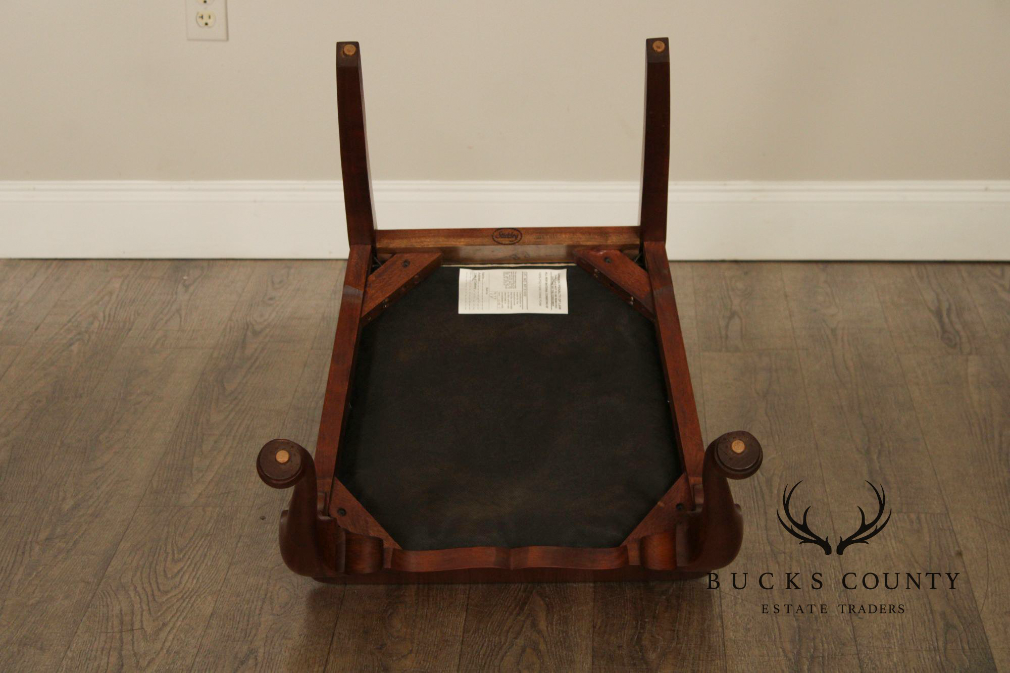Stickley Queen Anne Style Set of Six Cherry Dining Chairs