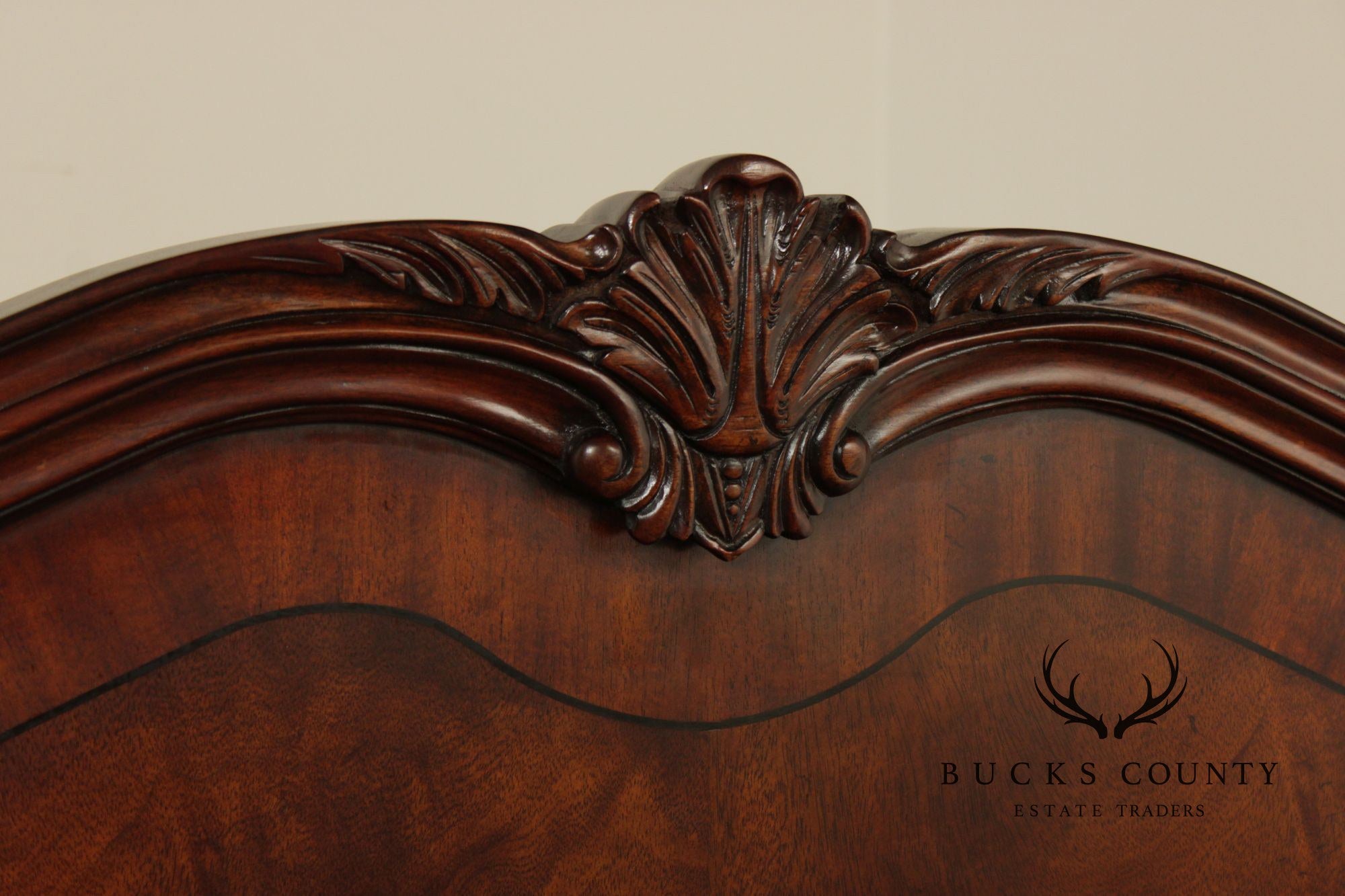 Henredon Rococo Style Mahogany Queen Bedframe