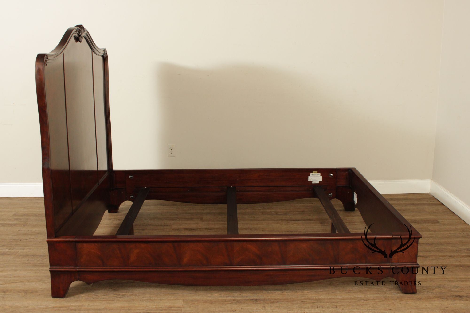 Henredon Rococo Style Mahogany Queen Bedframe