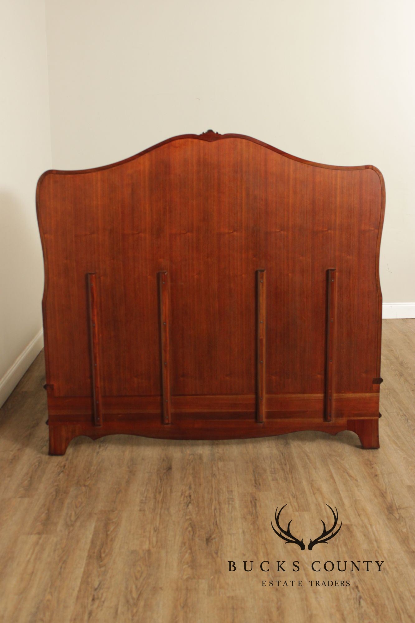 Henredon Rococo Style Mahogany Queen Bedframe