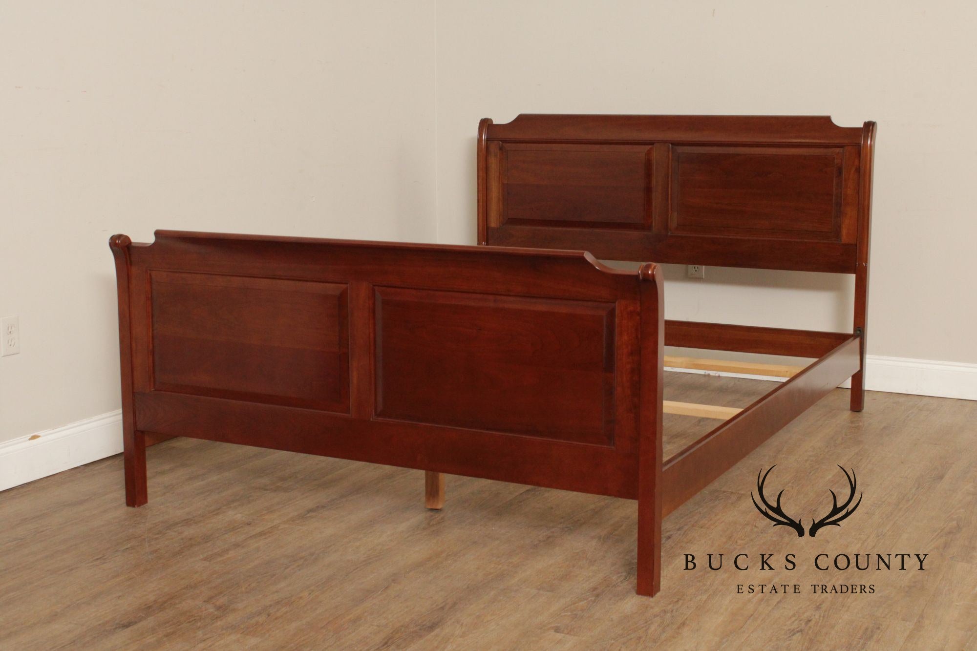 Stickley Cherry Queen Size Sleigh Bed
