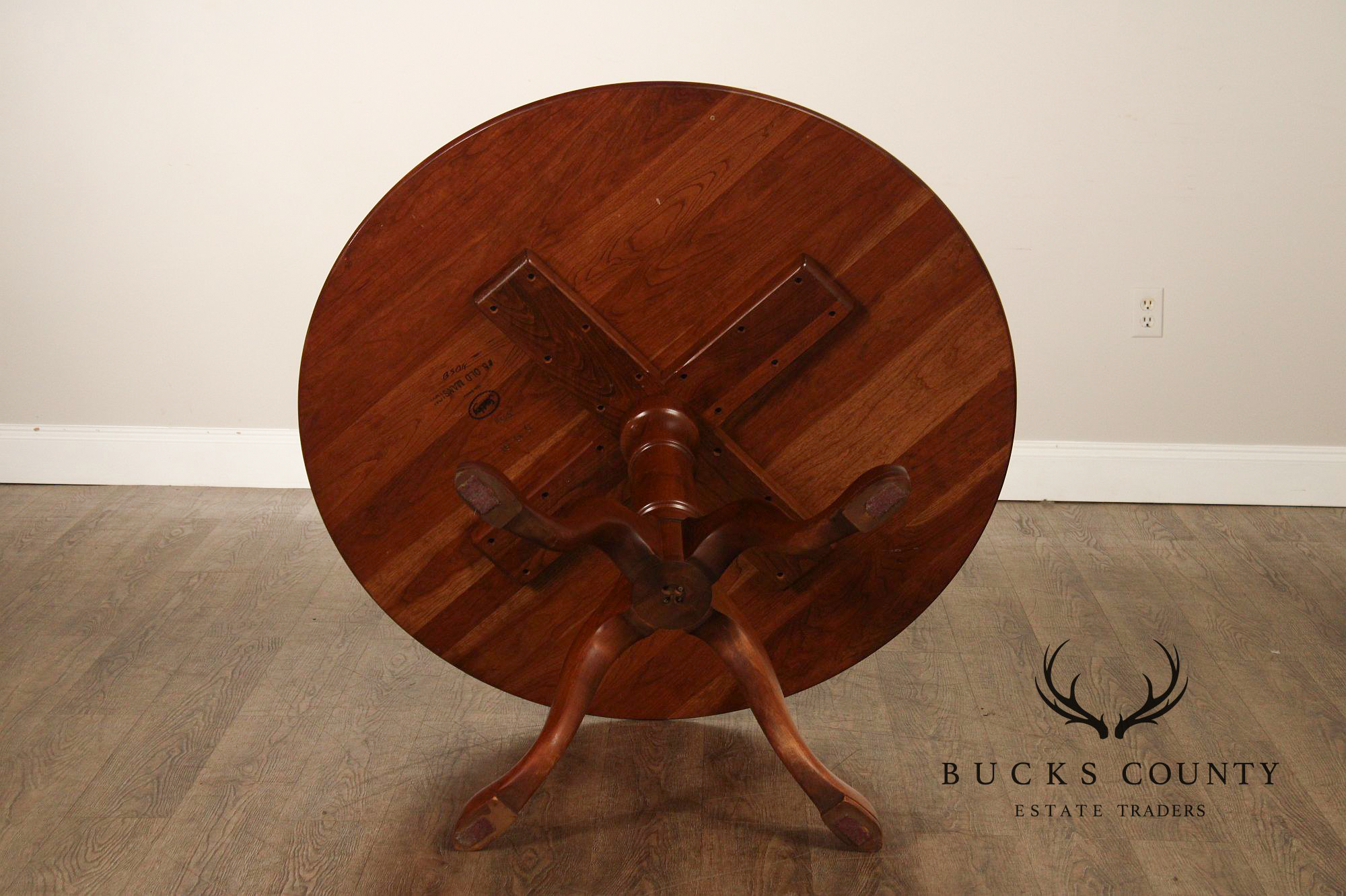 Stickley Traditional Cherry Round Top Breakfast Table