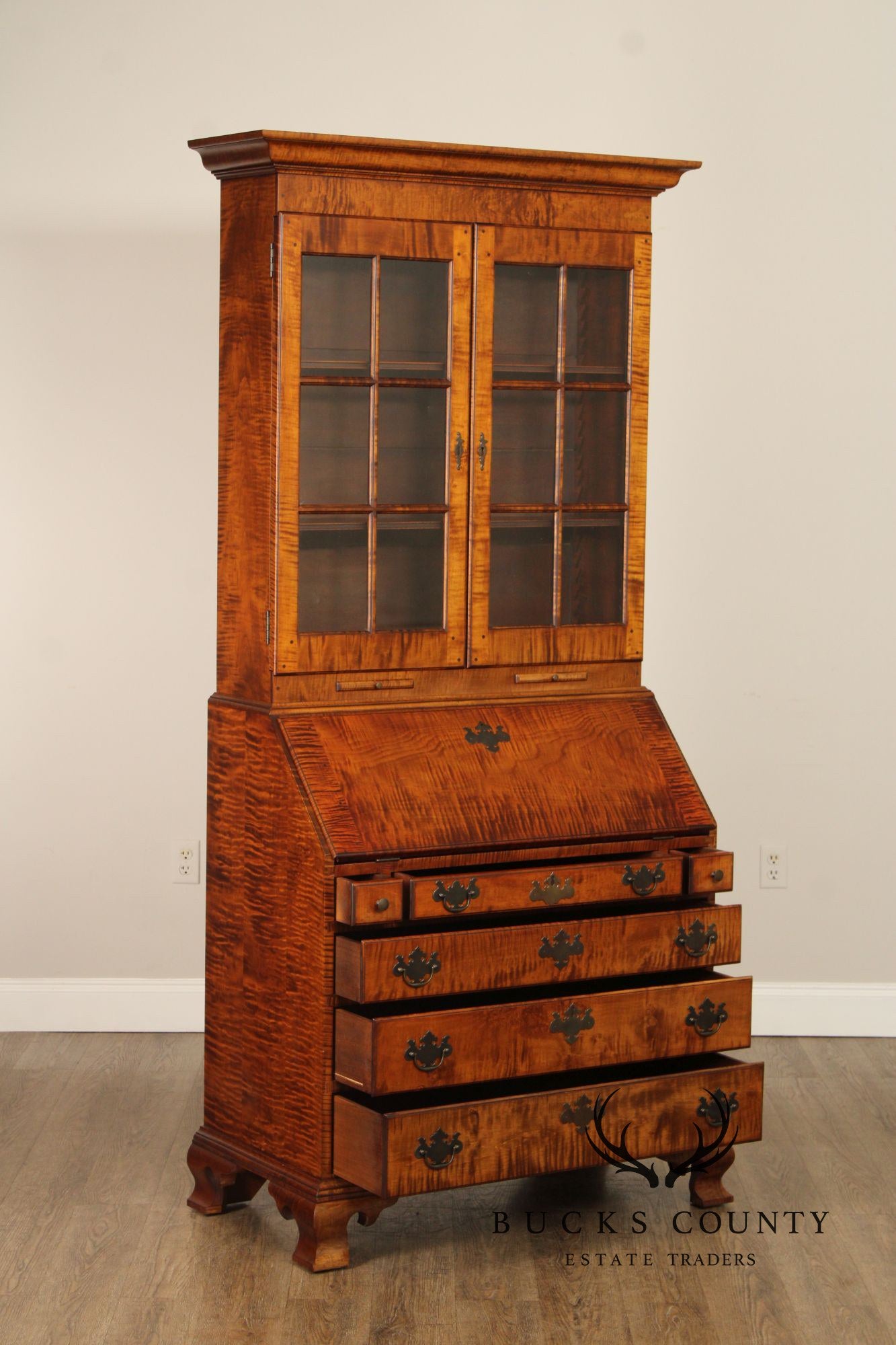 GREGG PERRY CUSTOM CRAFTED TIGER MAPLE SECRETARY DESK