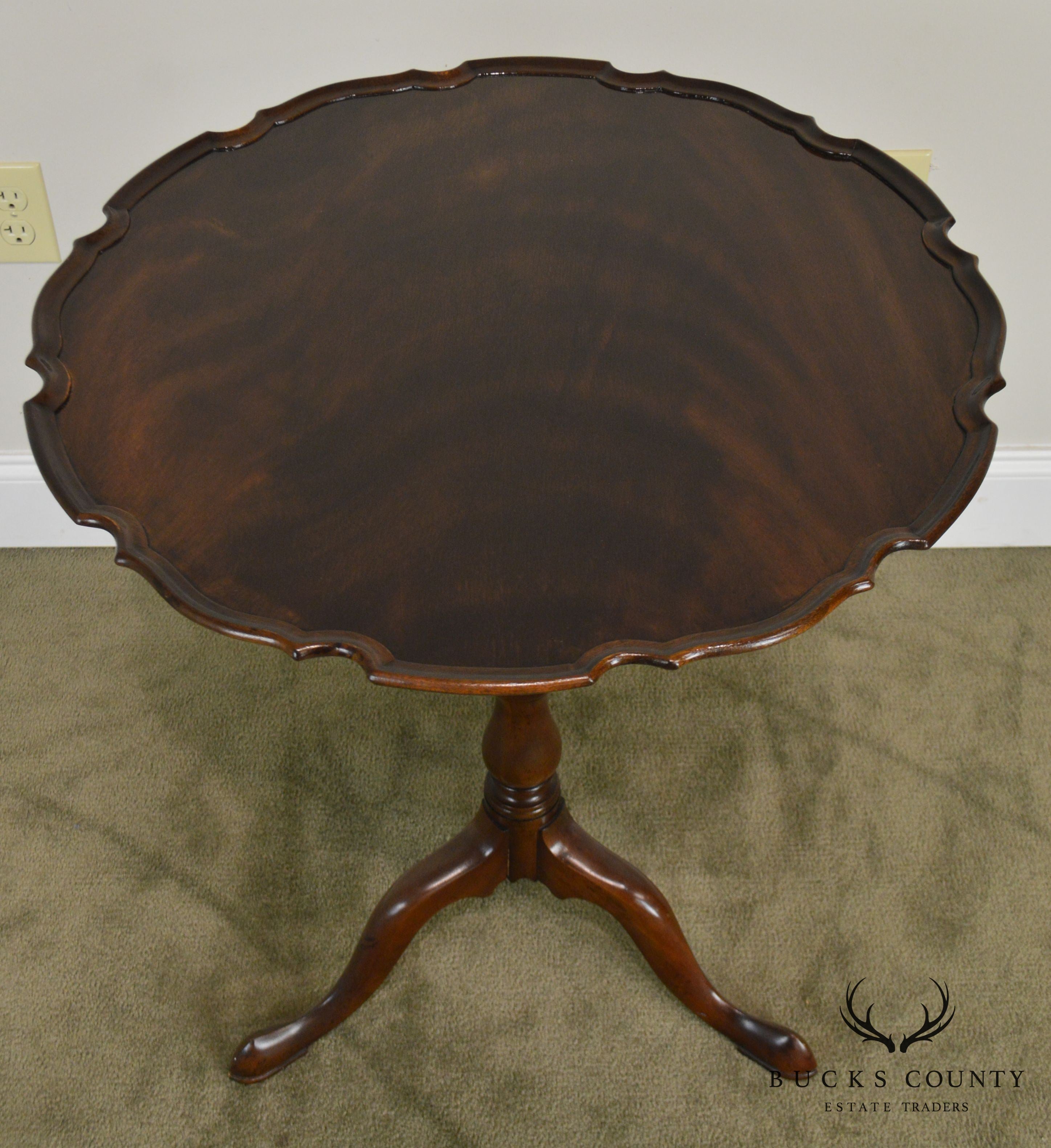 Queen Anne Style Mahogany Pie Crust Tilt Top Table