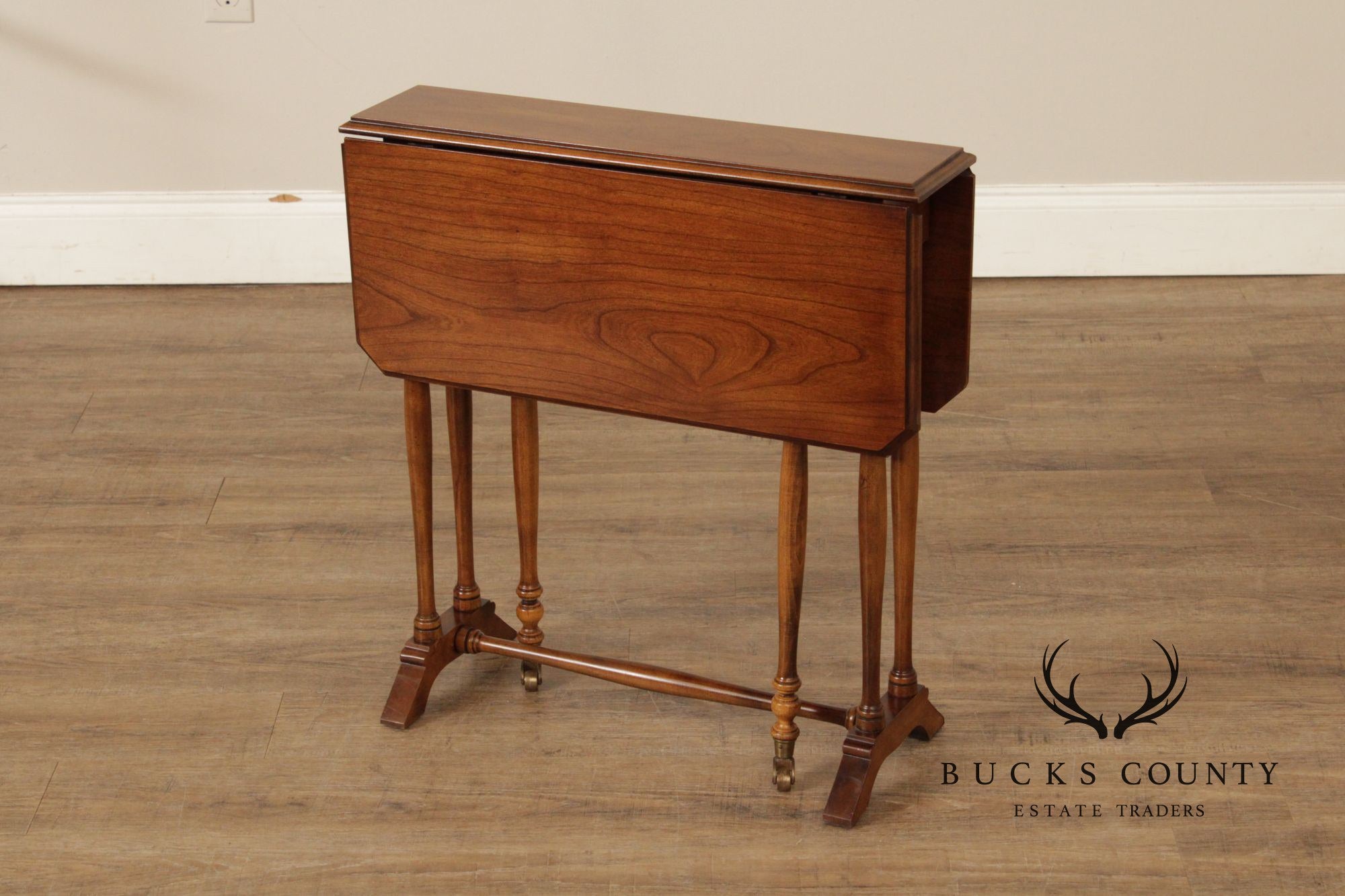 Brandt Furniture Cherry Drop-Leaf Sutherland Side Table