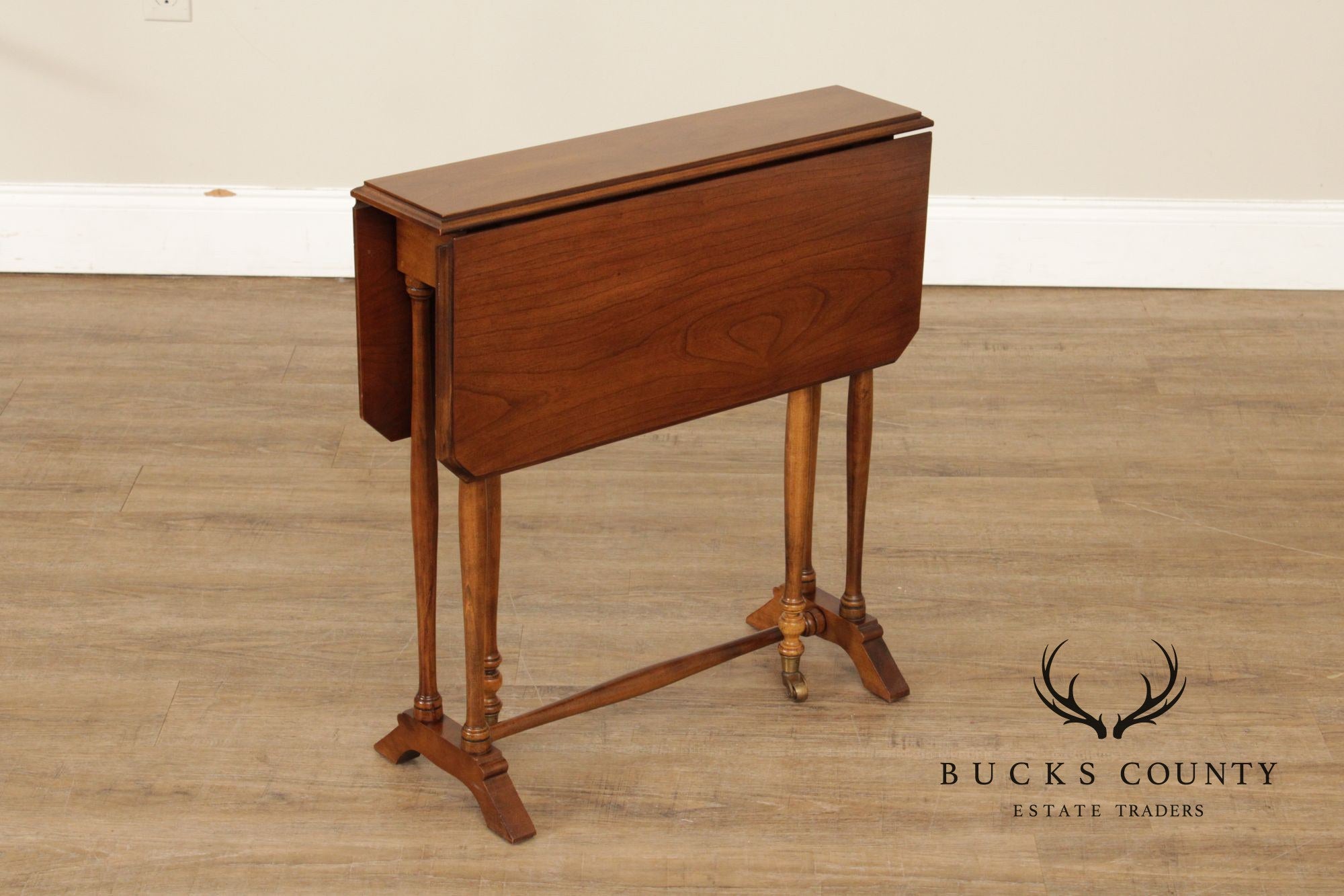 Brandt Furniture Cherry Drop-Leaf Sutherland Side Table