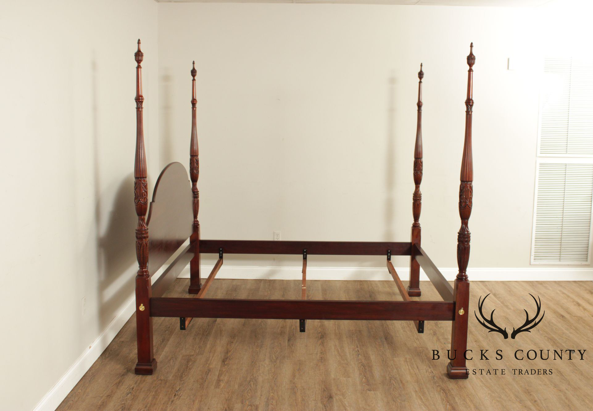 Henkel Harris King Four Poster Mahogany Rice Carved Bed
