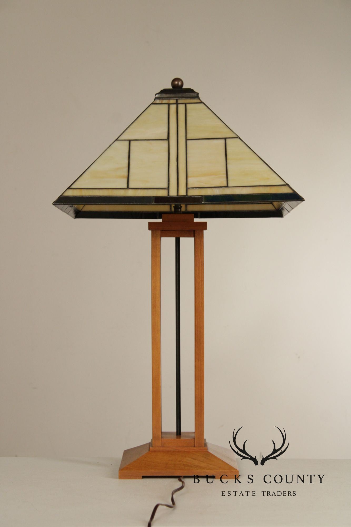 Stickley Mission Collection Cherry And Art Glass Table Lamp