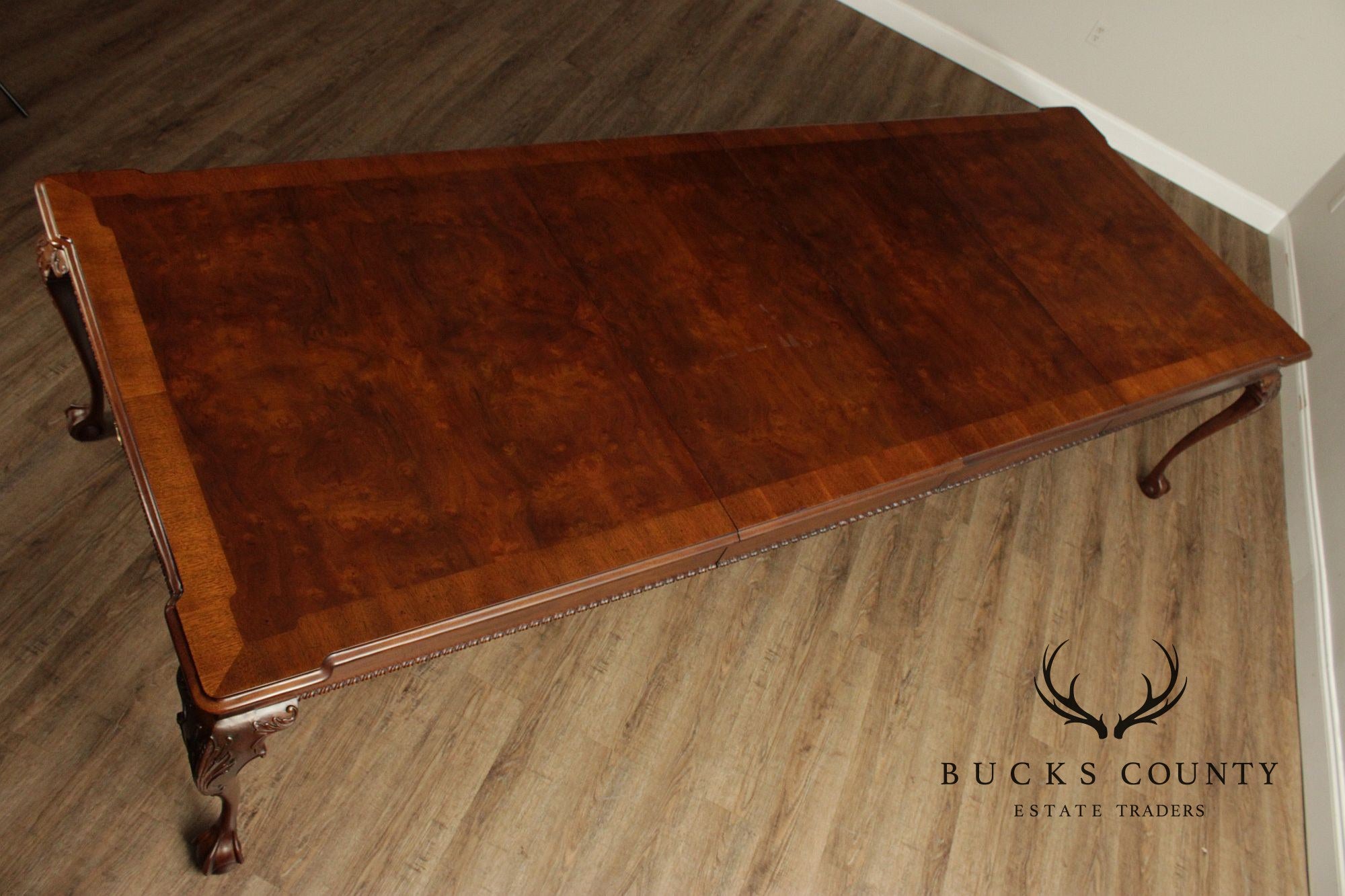 Henredon Rittenhouse Square Chippendale Style Mahogany Dining Table With Ball & Claw Feet