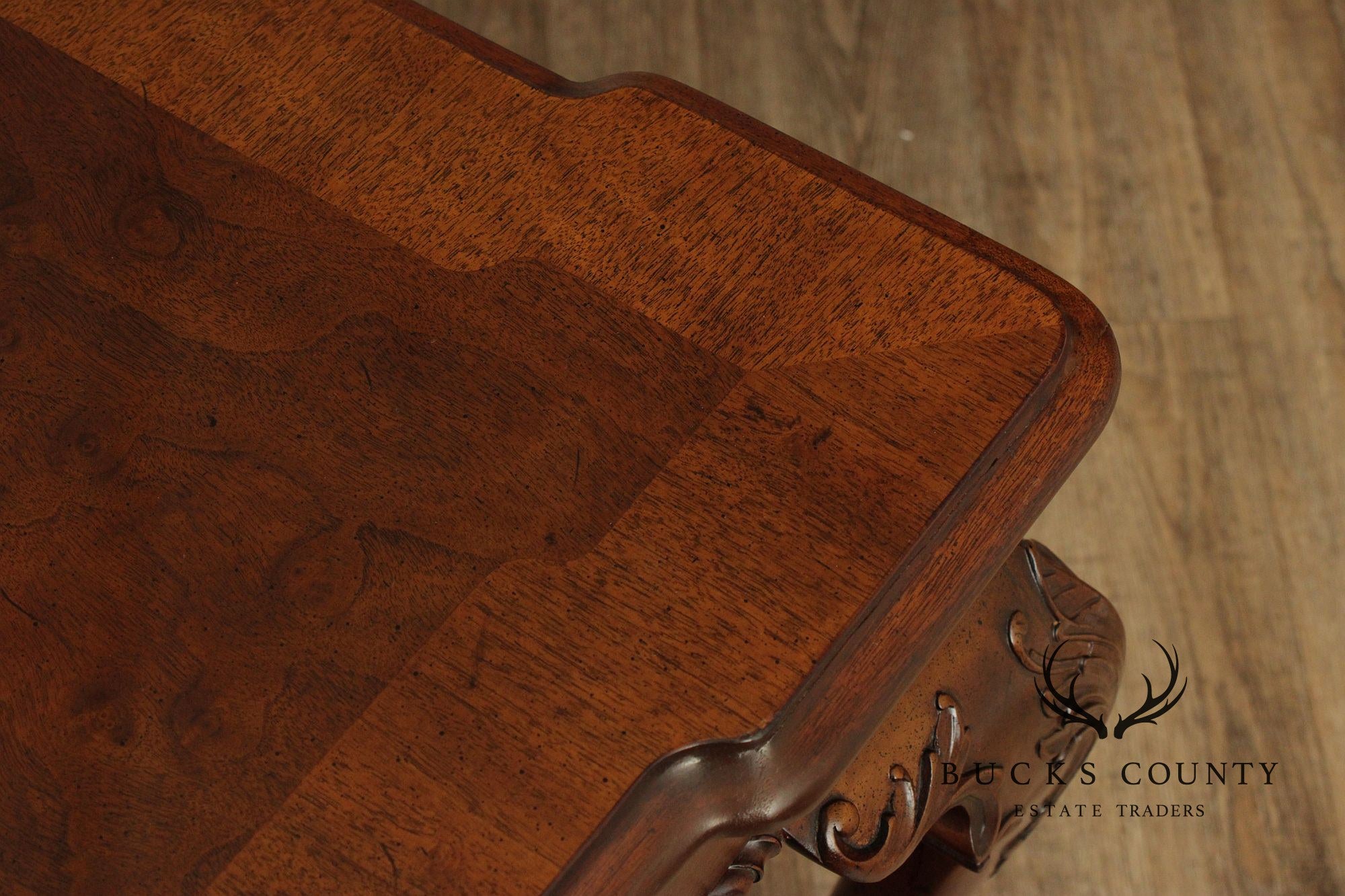 Henredon Rittenhouse Square Chippendale Style Mahogany Dining Table With Ball & Claw Feet