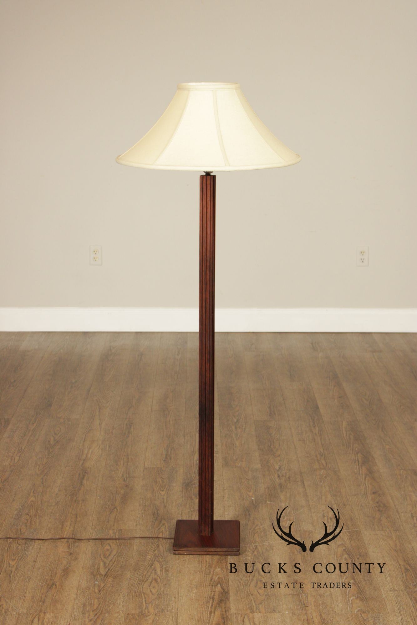 Mid Century Modern Floor Lamp With Shade