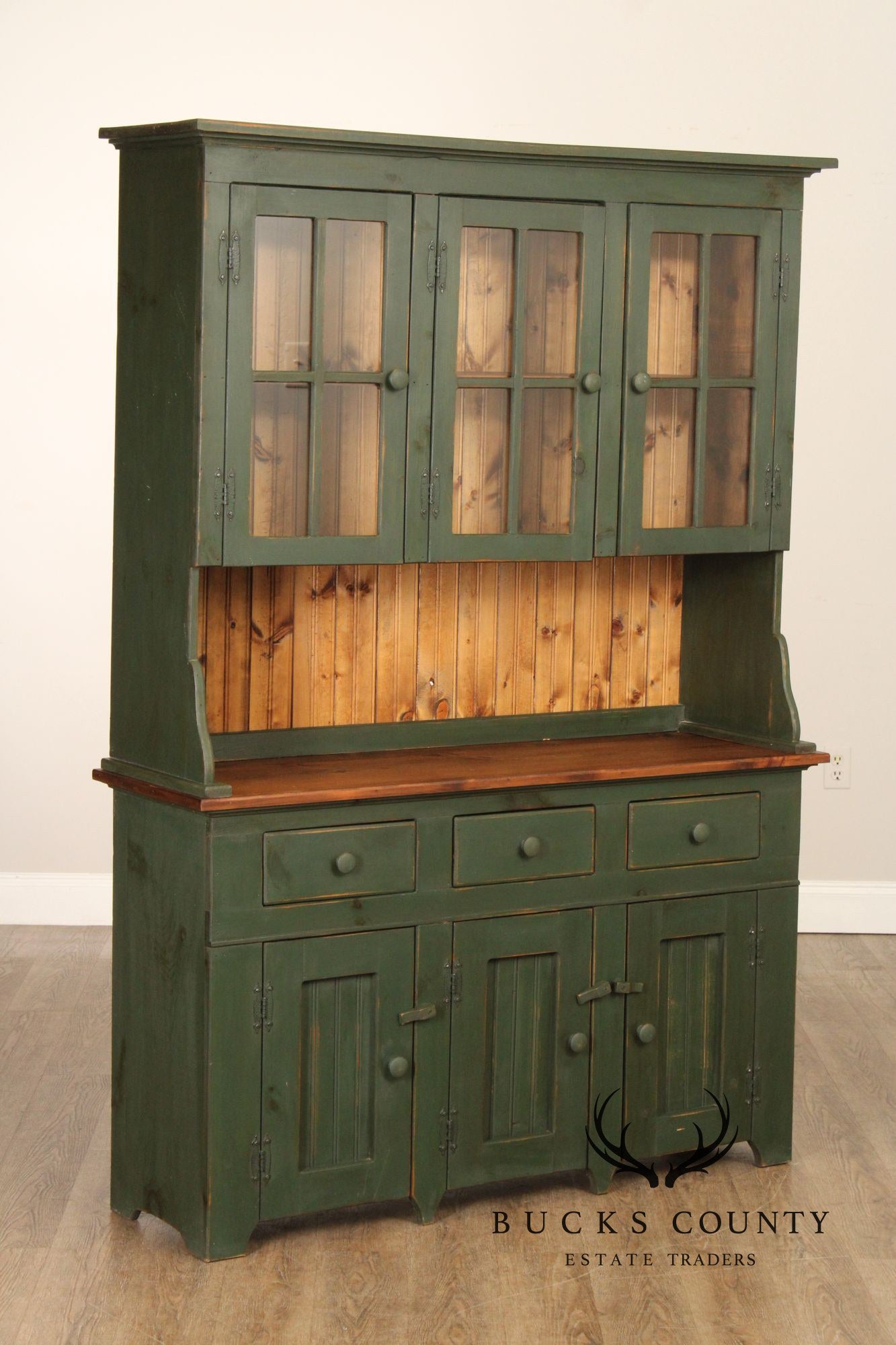 Country Farmhouse Style Painted Pine Hutch Cabinet