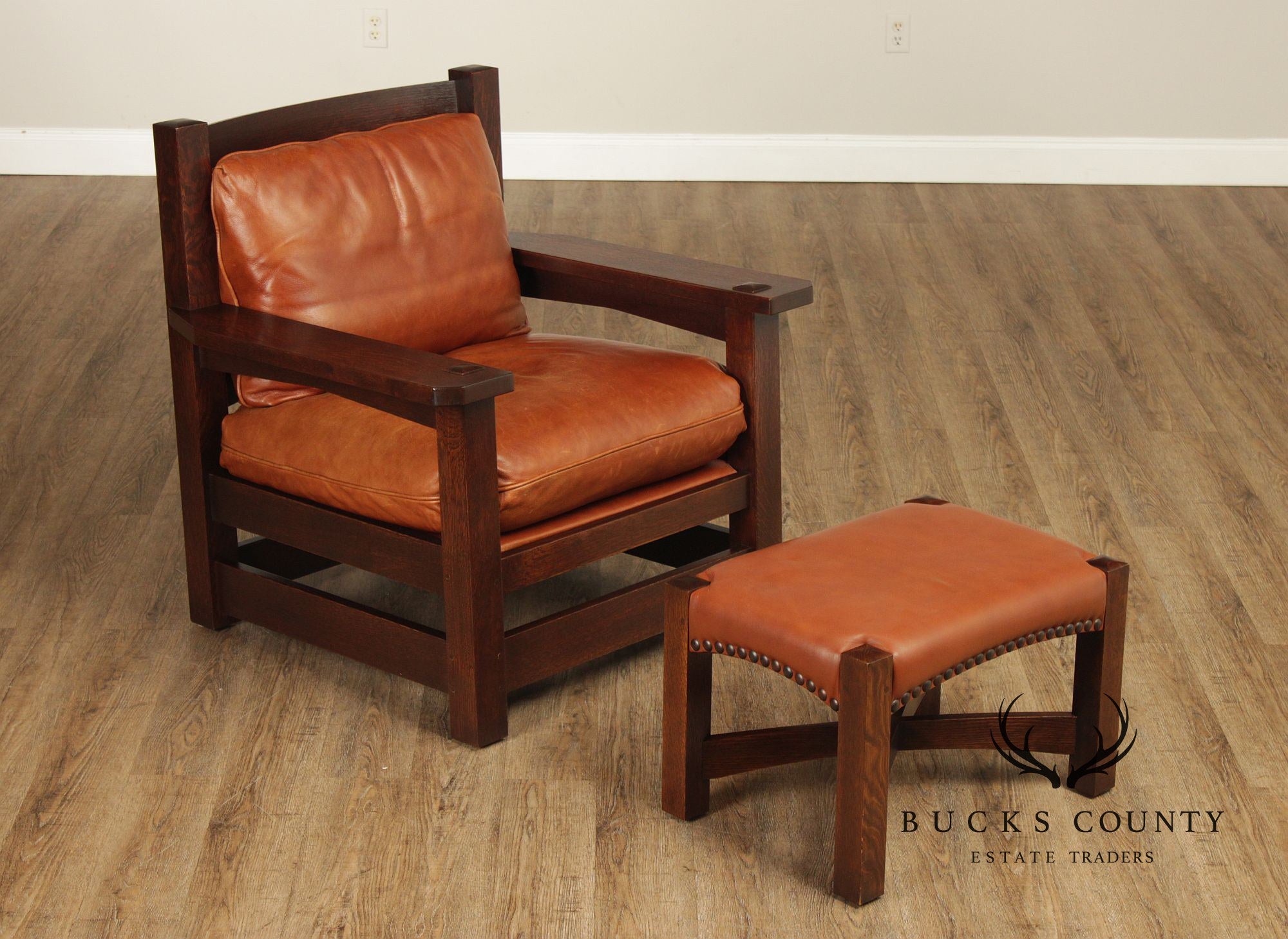 Stickley Mission Collection 'Eastwood' Armchair with Foot Stool