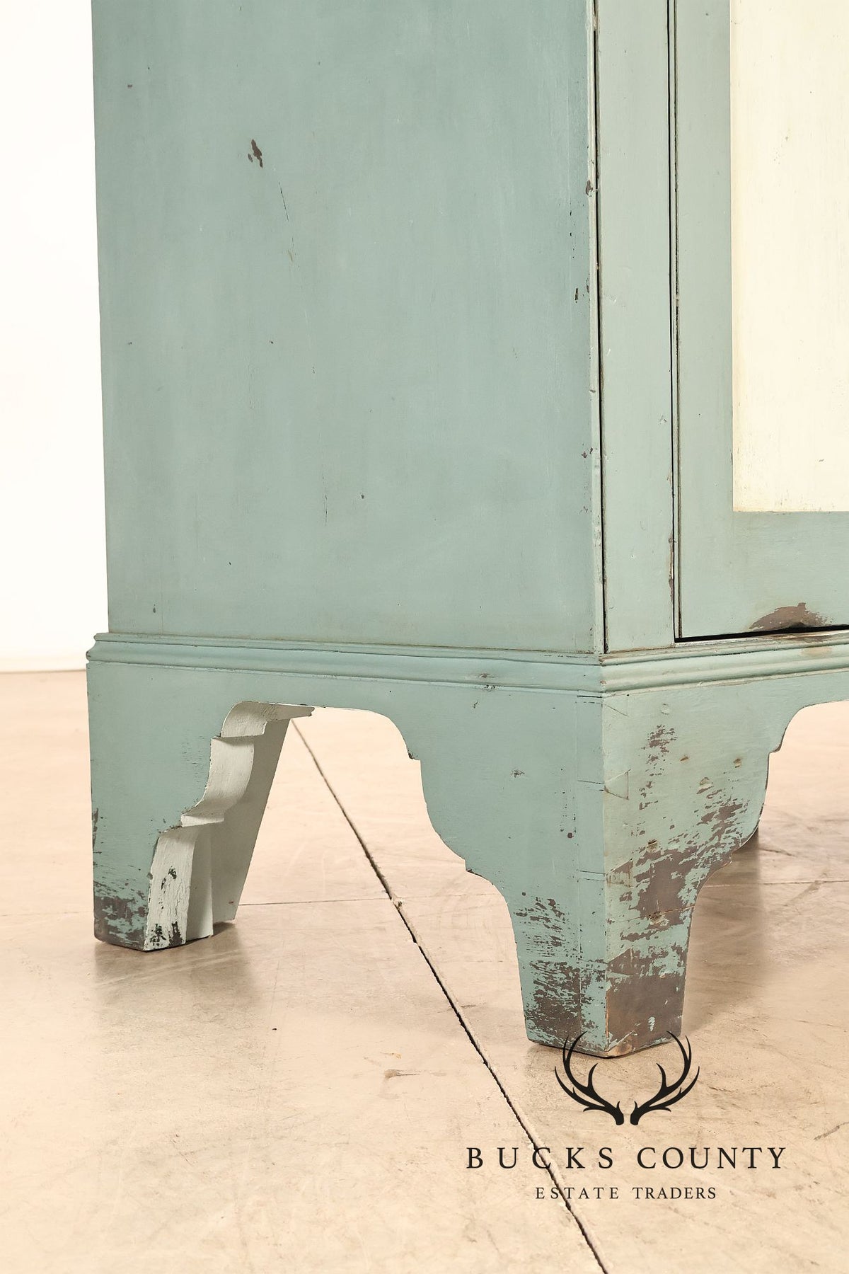 John Edward Pavlik Custom Painted Country Four-Door Sideboard Cabinet