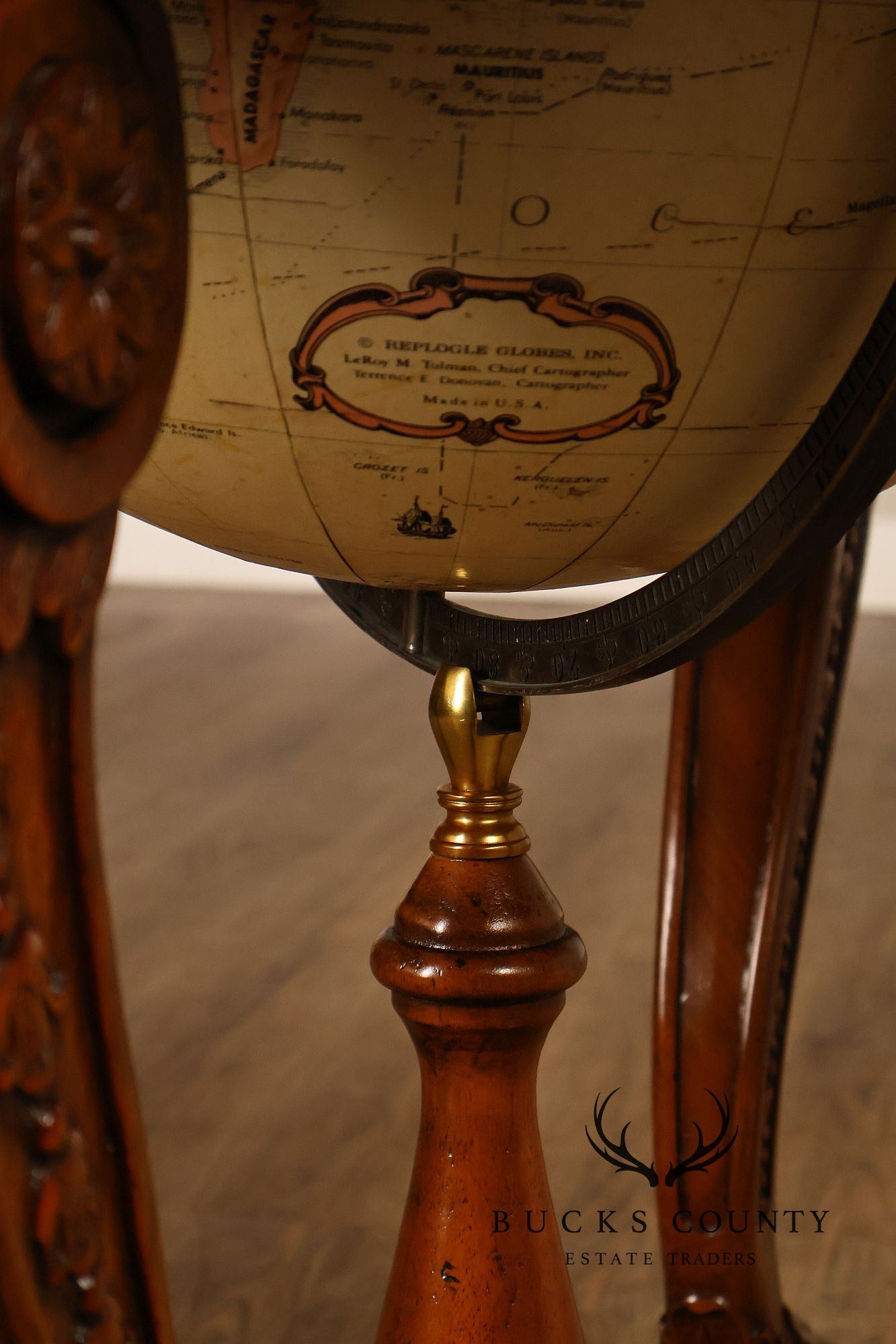Maitland-Smith Mahogany Replogle World Globe Accent Table