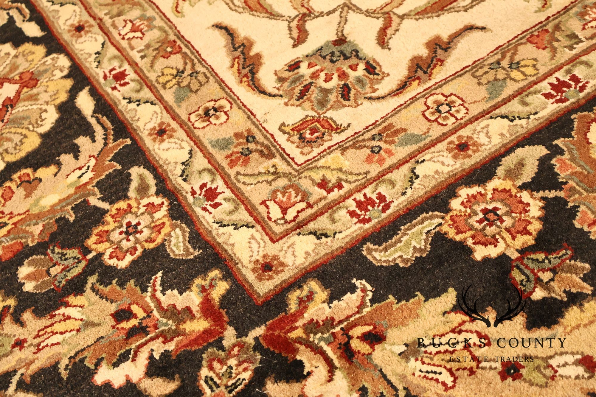 Persian Style Floral Wool Area Rug  12 inch x 15 inch 10 inch