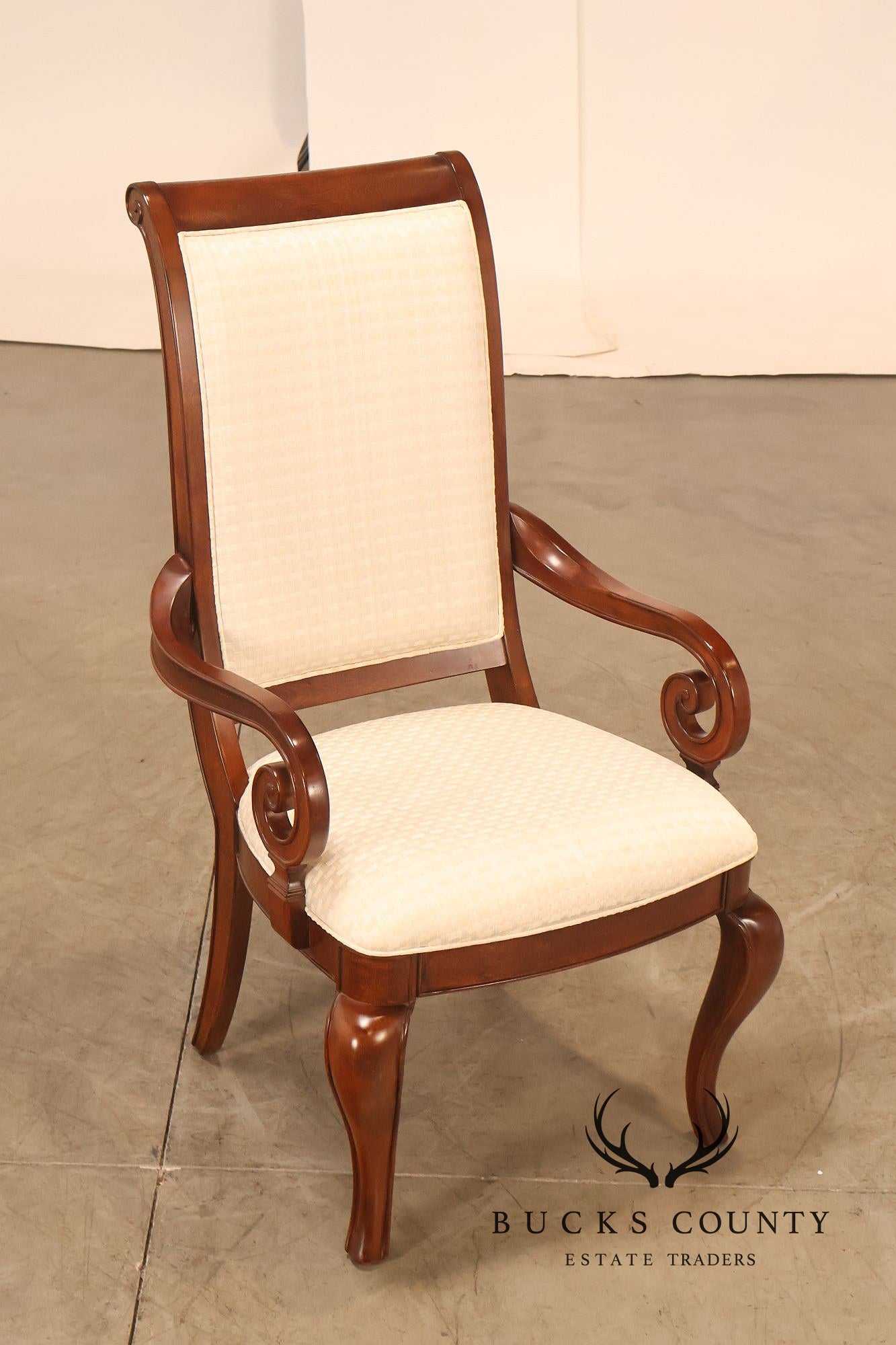 Pennsylvania House Set Of Eight French Style Dining Chairs