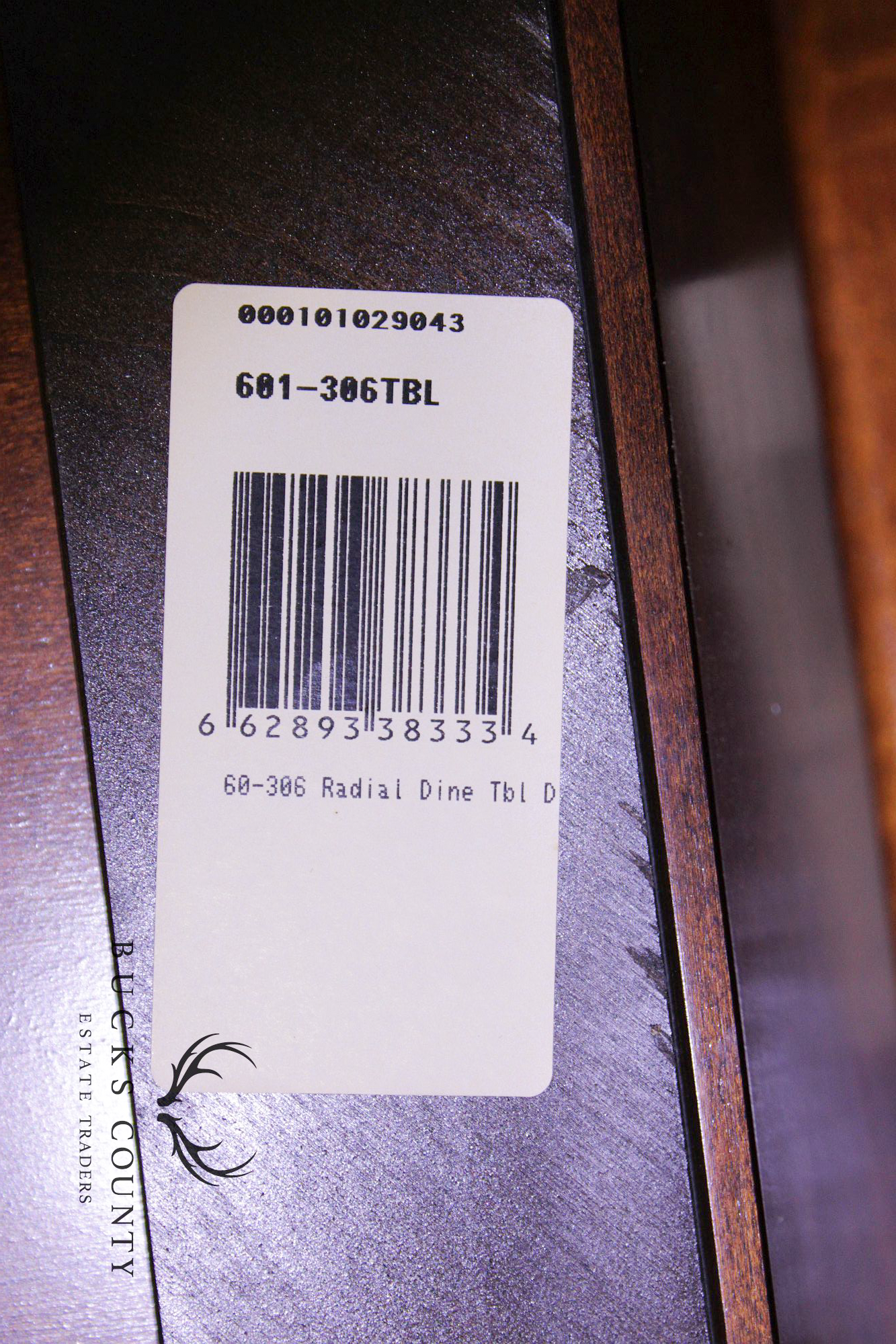 Oscar De La Renta For Century Furniture Mahogany Radial Extension Jupe Dining Table