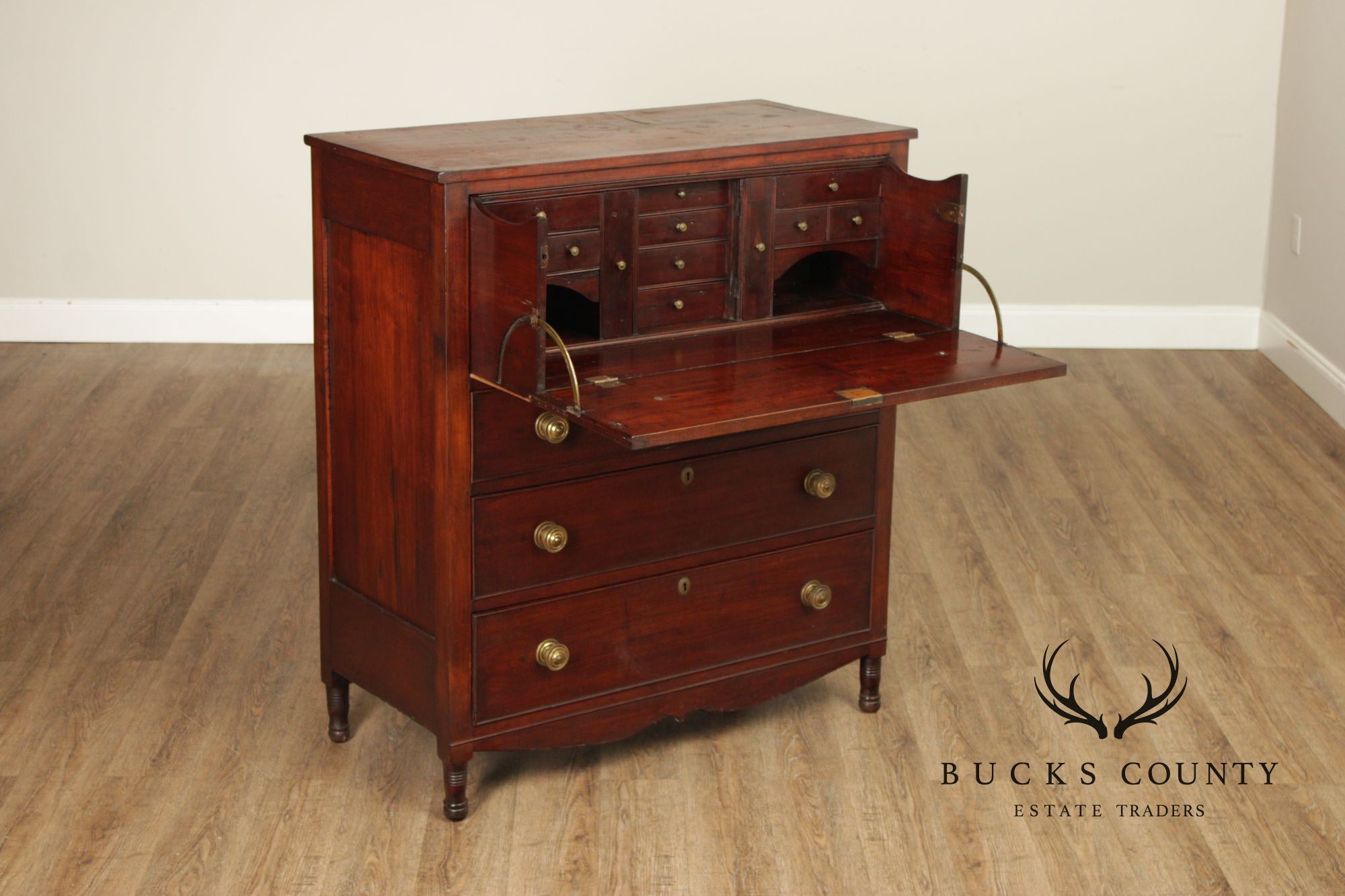 Antique American Federal Period Butler's Chest Of Drawers