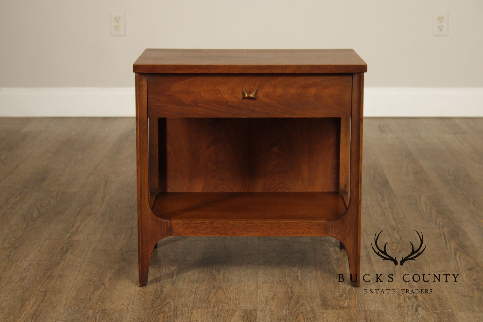 Broyhill  Brasilia Mid-Century Modern Walnut One-Drawer Nightstand