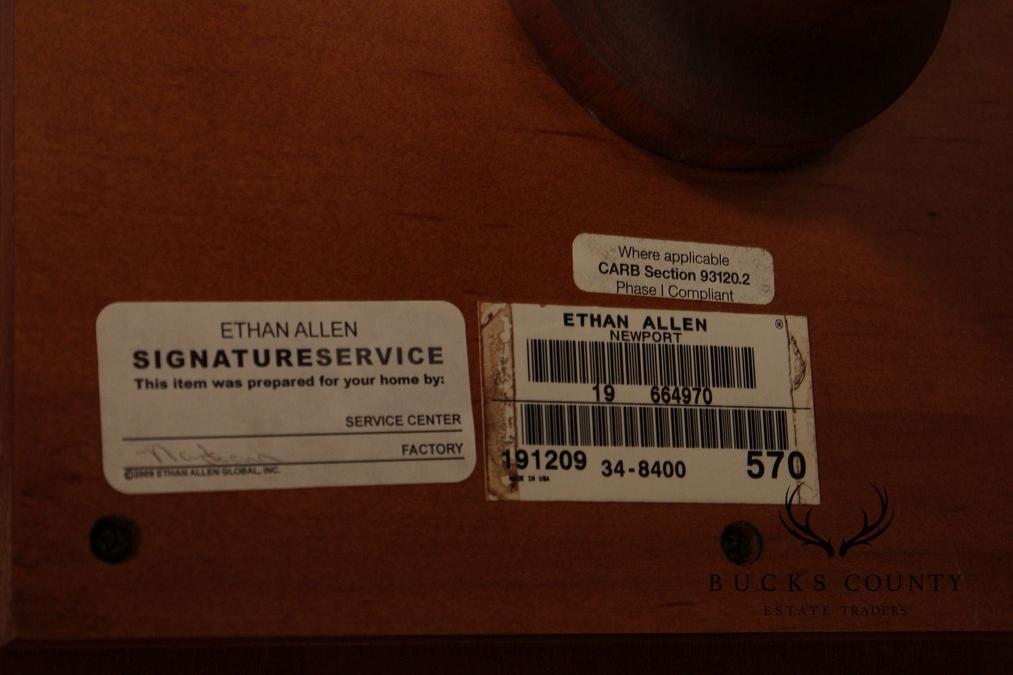 Ethan Allen Newport Inlaid Mahogany Oval Pedestal Coffee Table