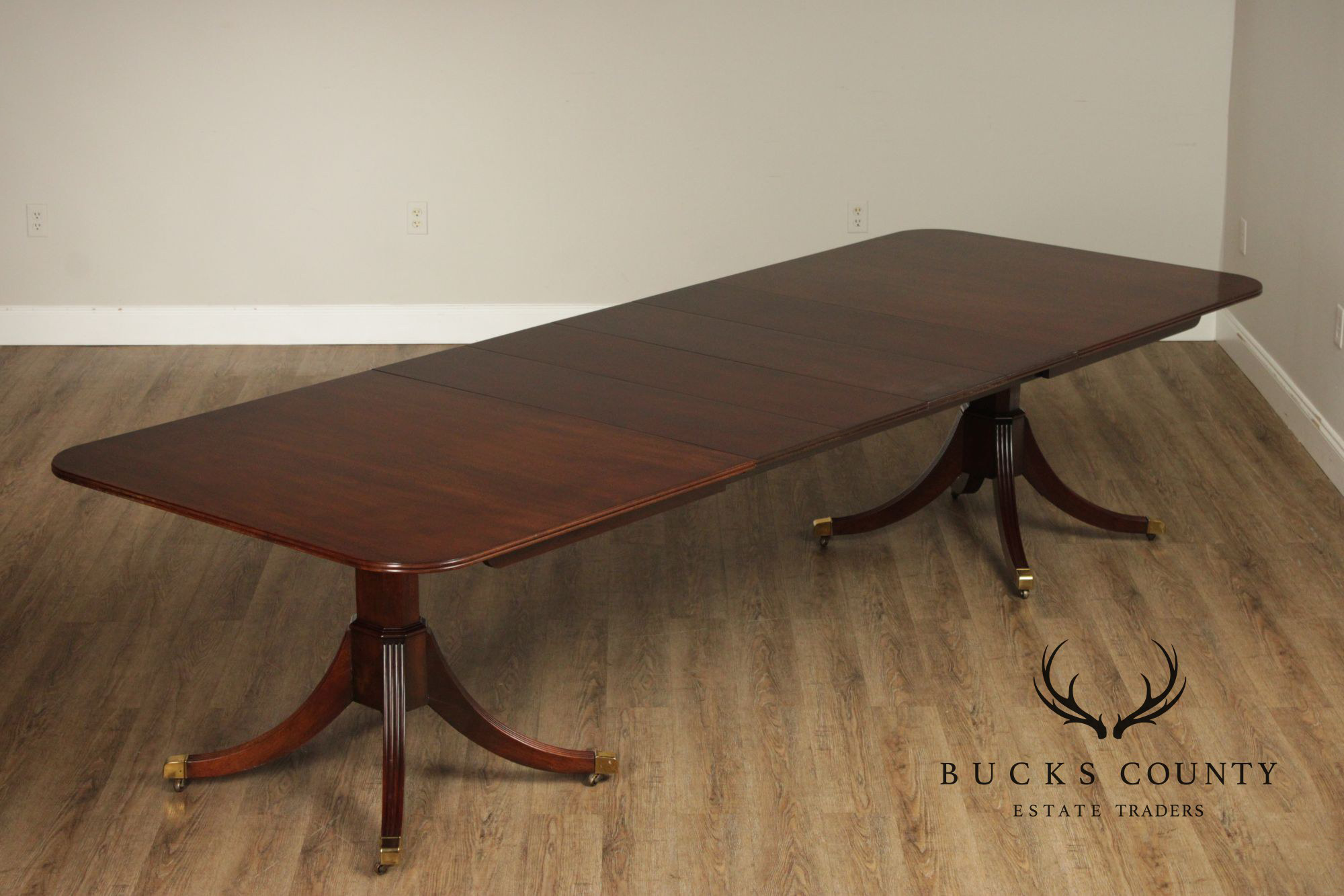Kindel Federal Style Mahogany Double Pedestal Dining Table