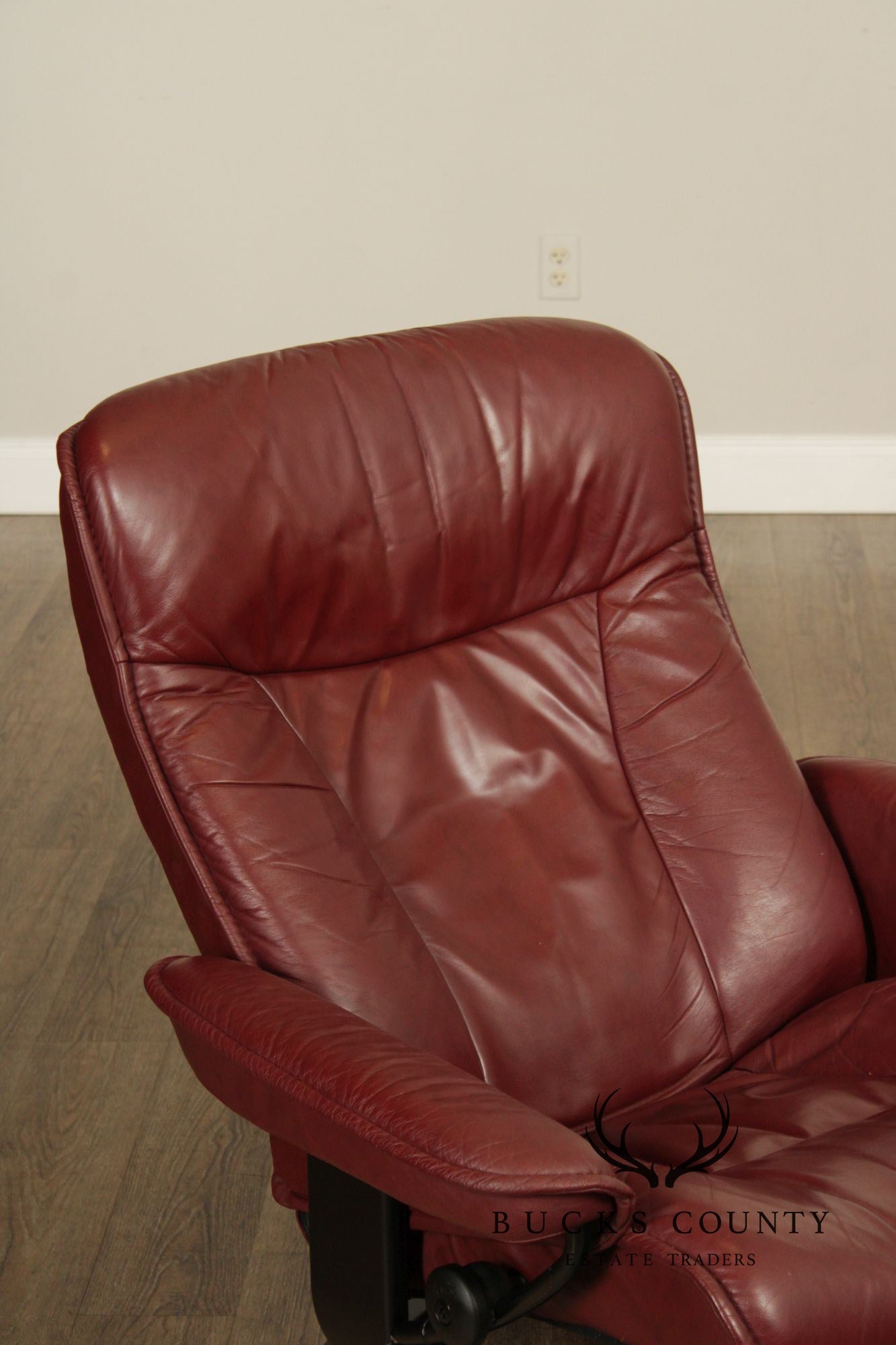 Ekornes Stressless Leather Recliner With Ottoman