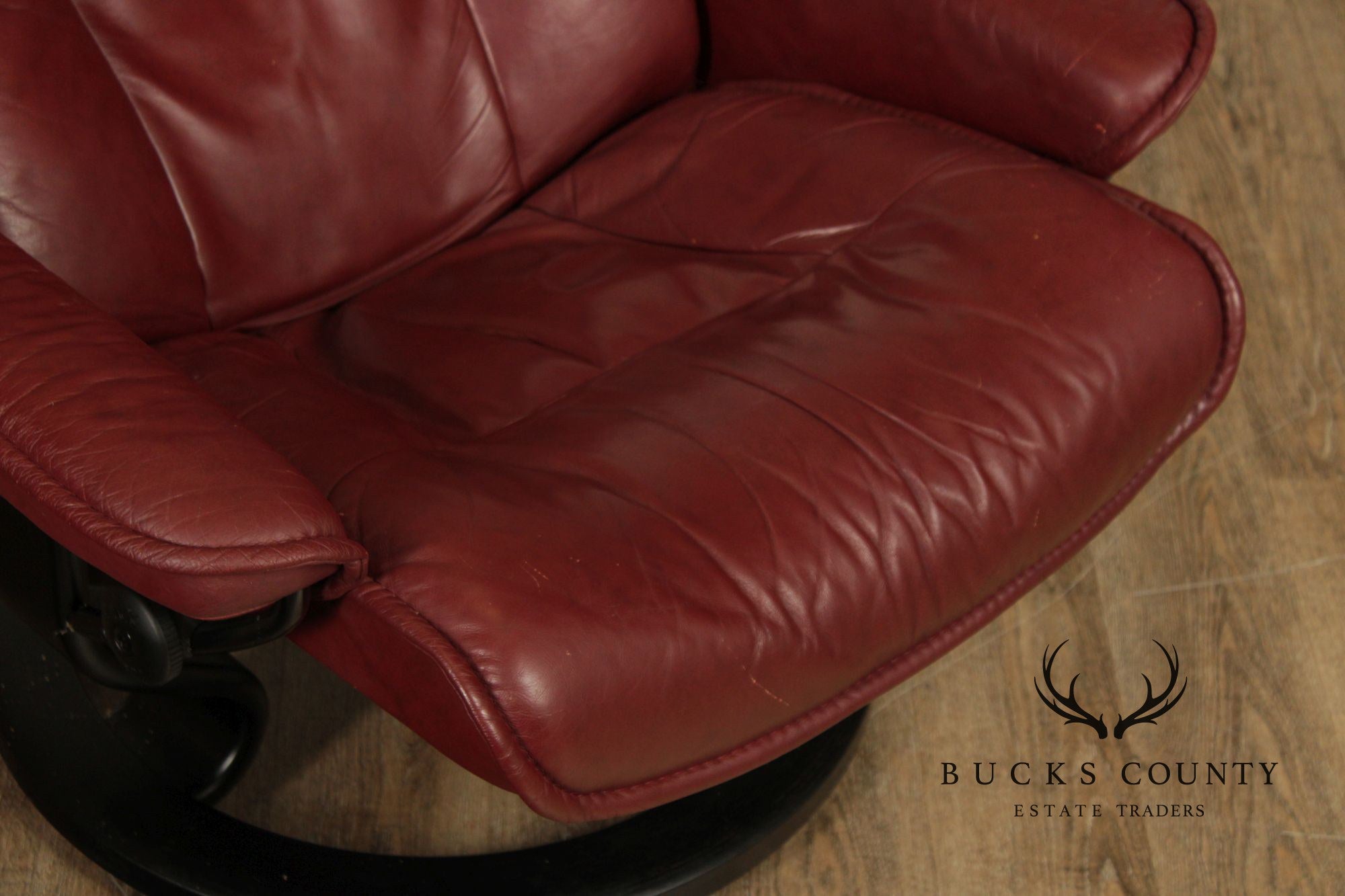 Ekornes Stressless Leather Recliner With Ottoman