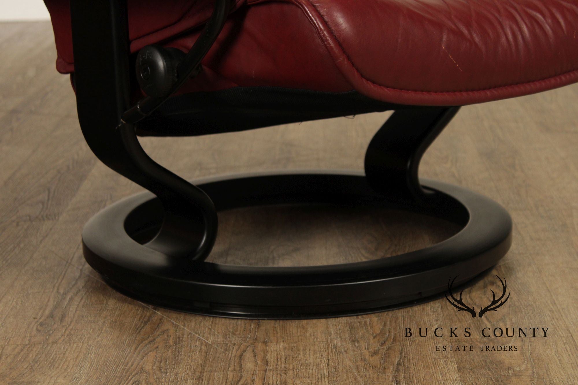 Ekornes Stressless Leather Recliner With Ottoman