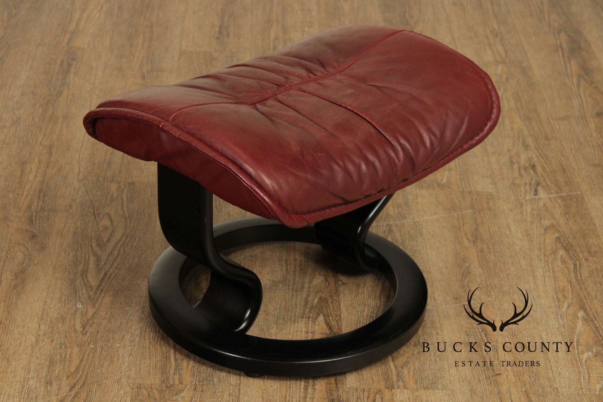 Ekornes Stressless Leather Recliner With Ottoman