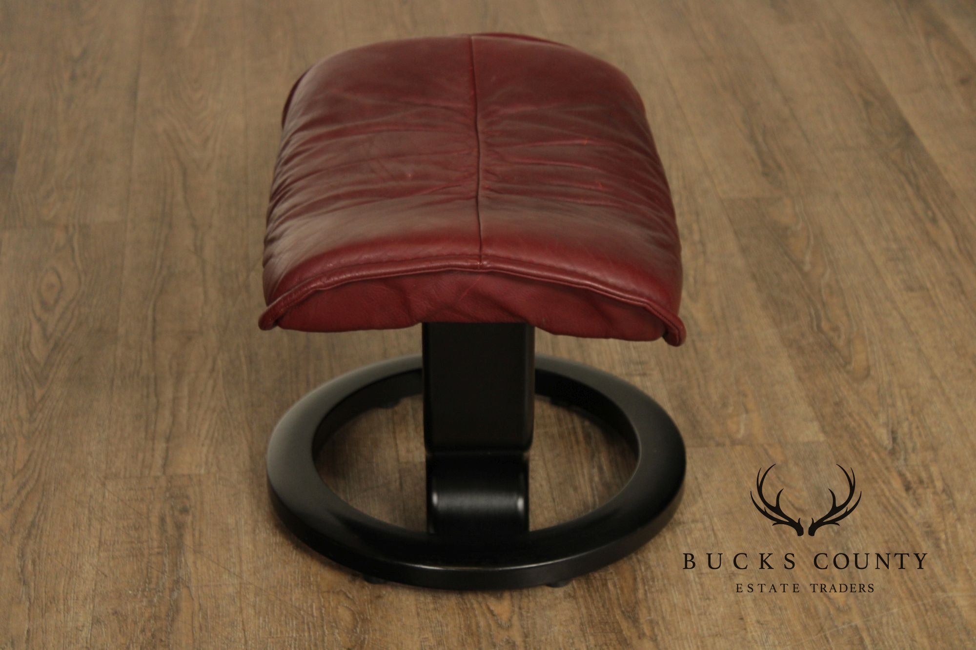 Ekornes Stressless Leather Recliner With Ottoman
