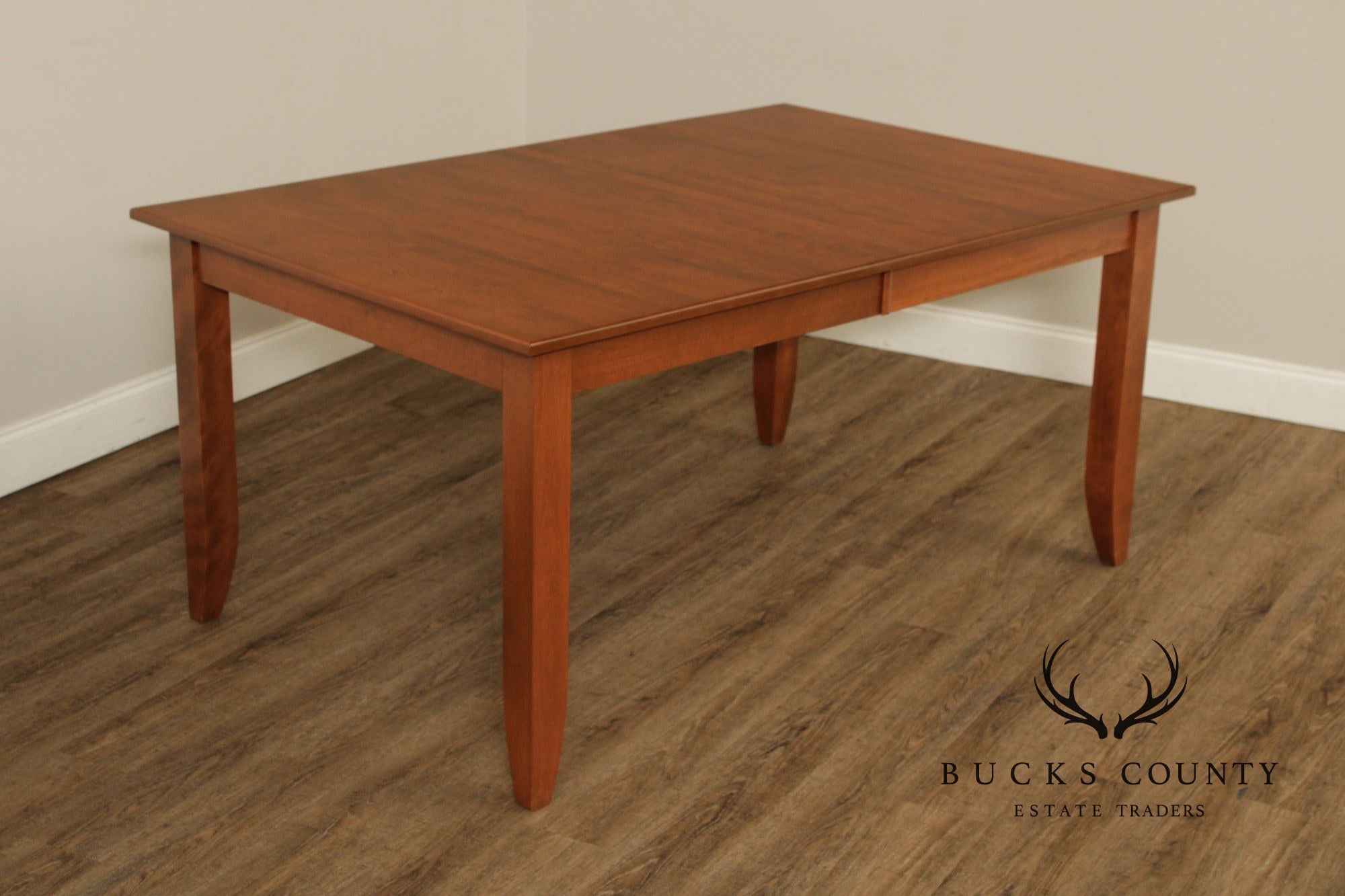 Canadel Traditional Maple Extension Dining Table