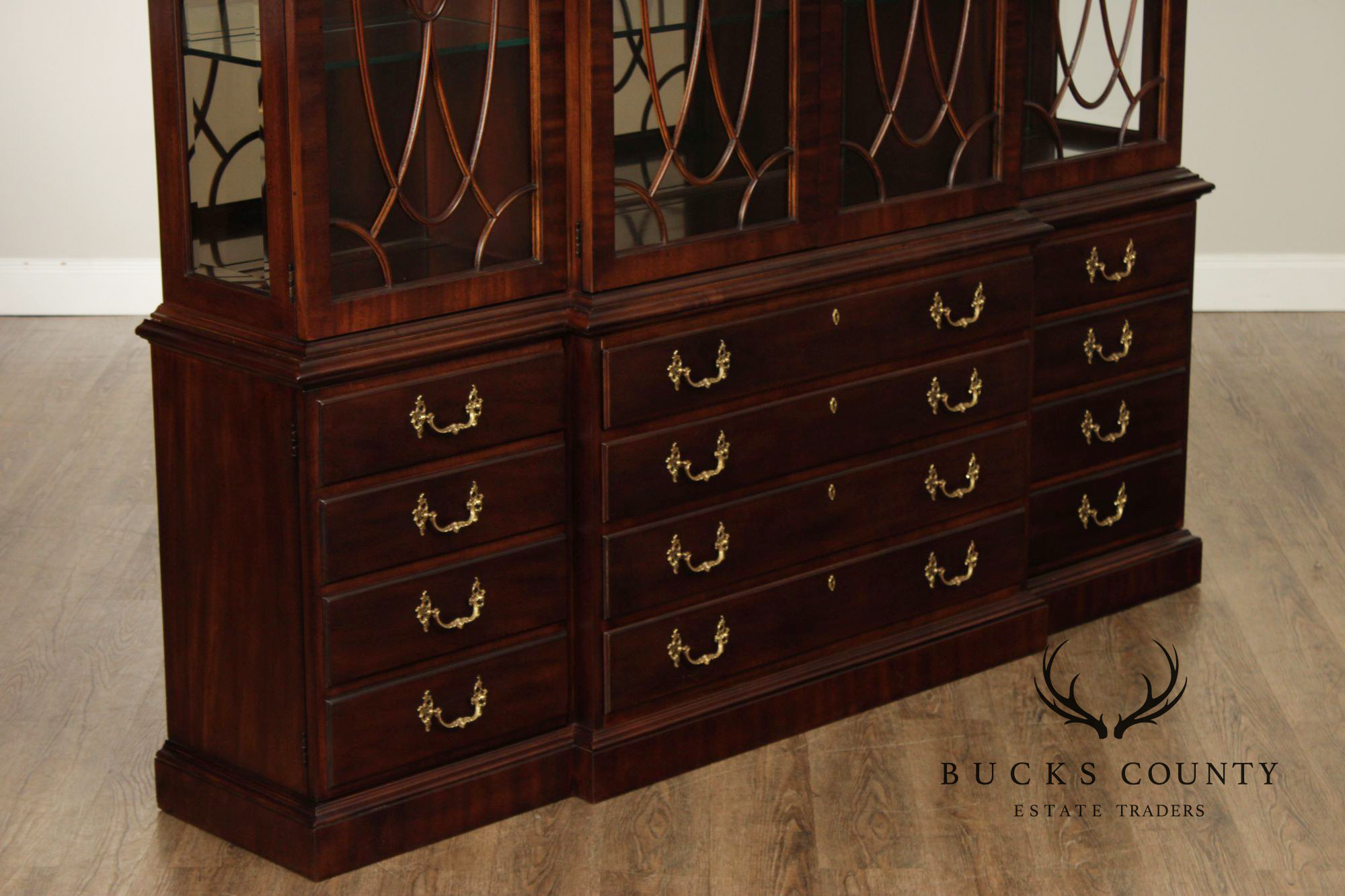 Henredon Rittenhouse Square Mahogany China Cabinet Breakfront