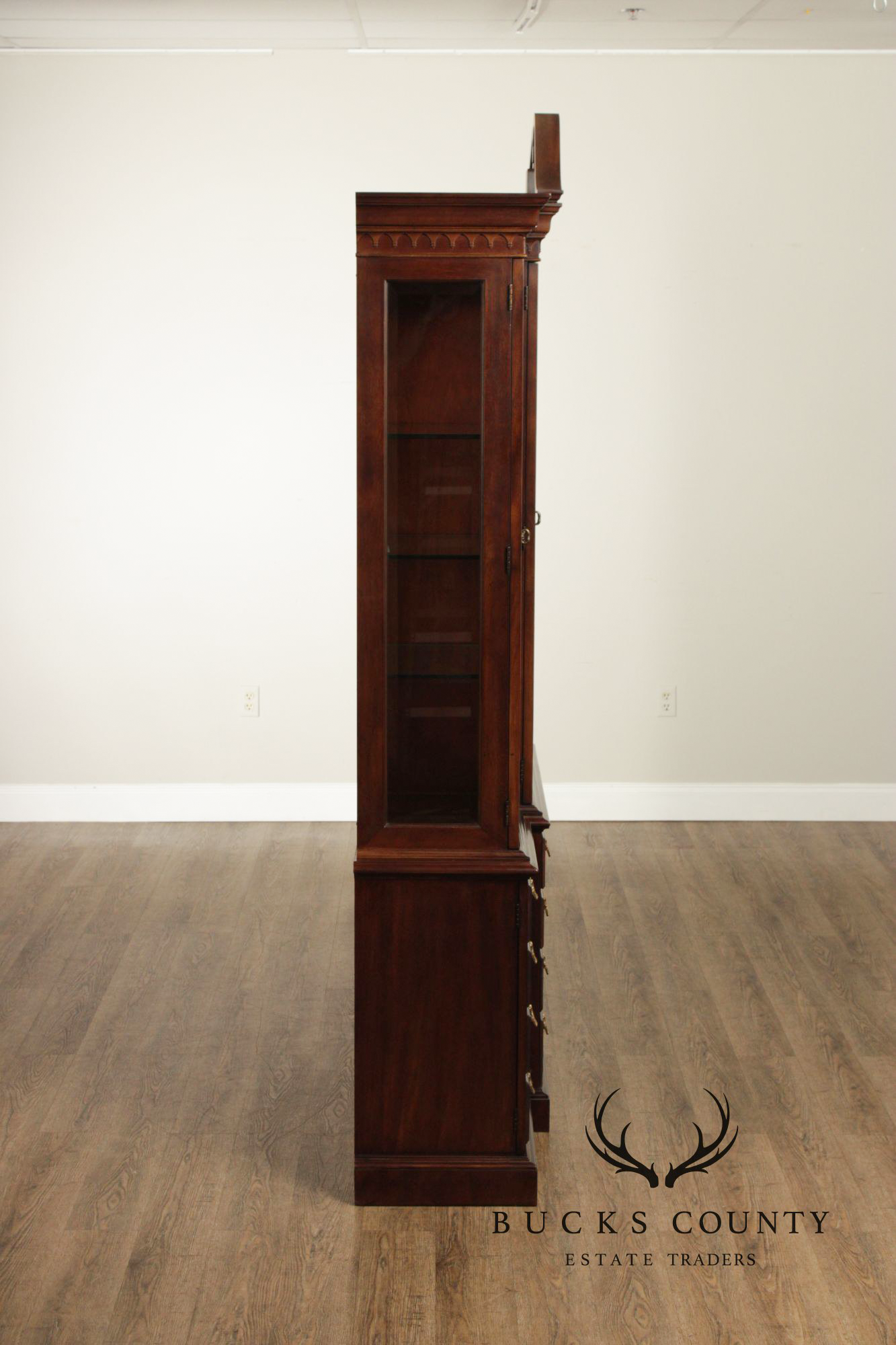 Henredon Rittenhouse Square Mahogany China Cabinet Breakfront