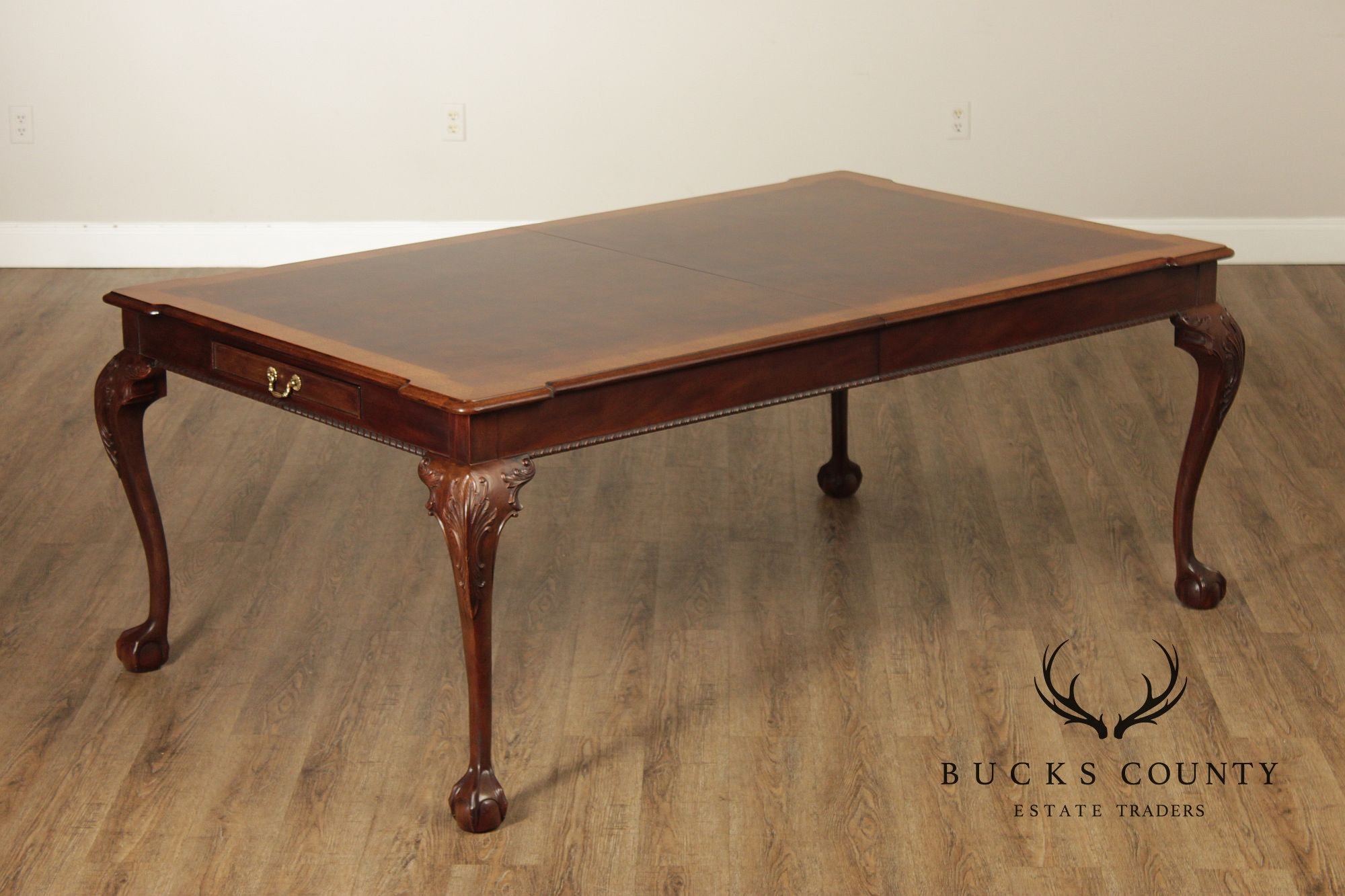 Henredon Rittenhouse Mahogany Chippendale Style Extendable Dining Table