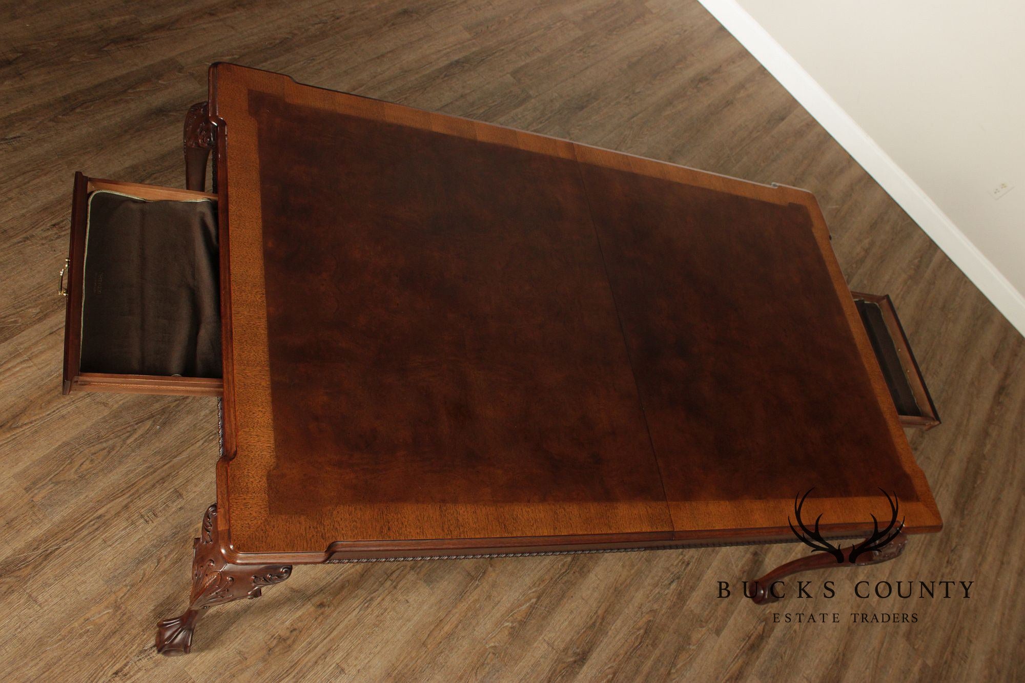 Henredon Rittenhouse Mahogany Chippendale Style Extendable Dining Table