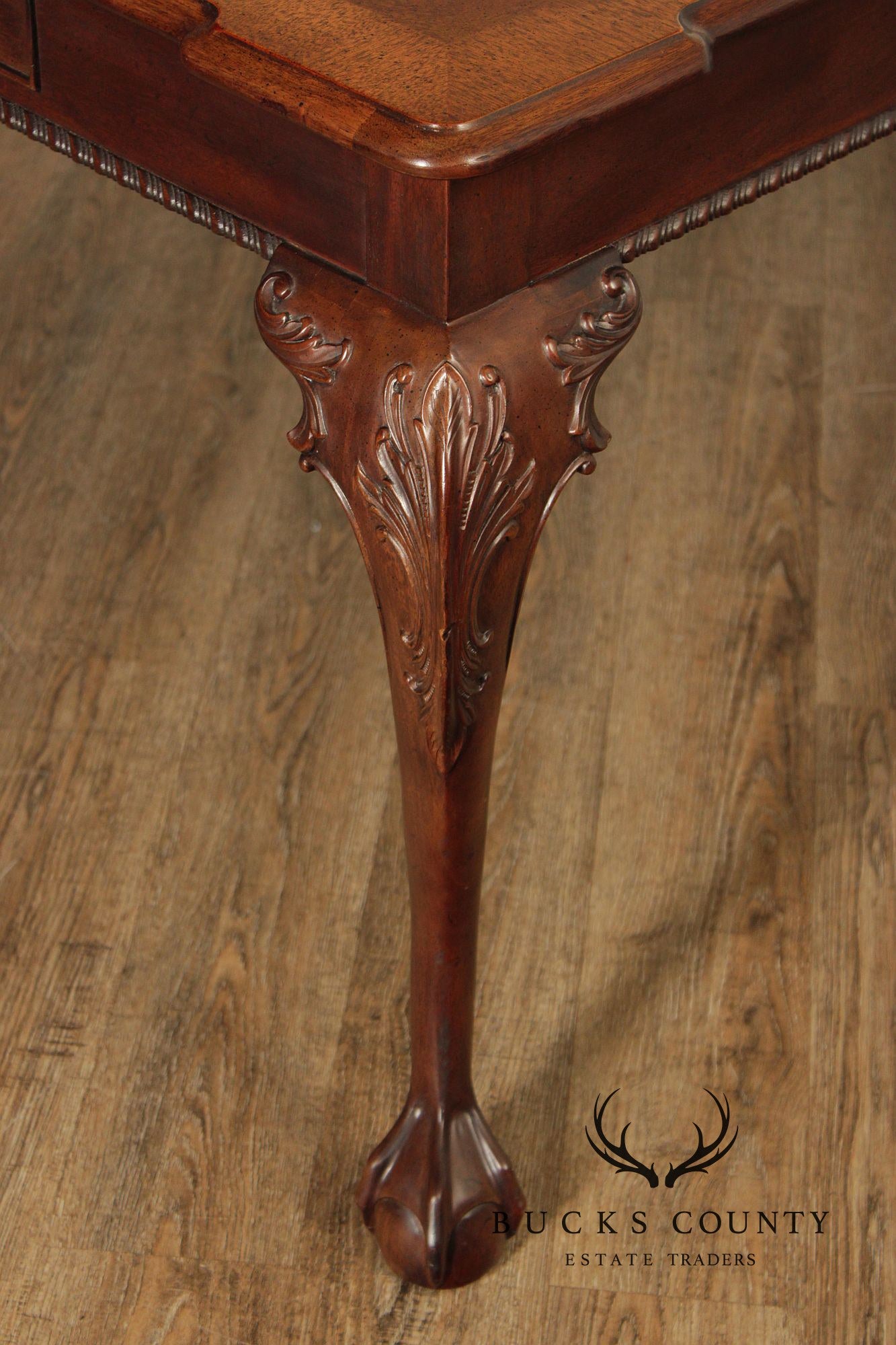 Henredon Rittenhouse Mahogany Chippendale Style Extendable Dining Table