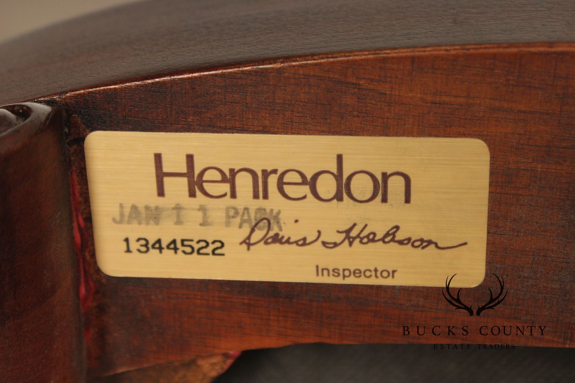 Henredon Rittenhouse Square Collection Queen Anne Style Set of Eight Mahogany Dining Chairs