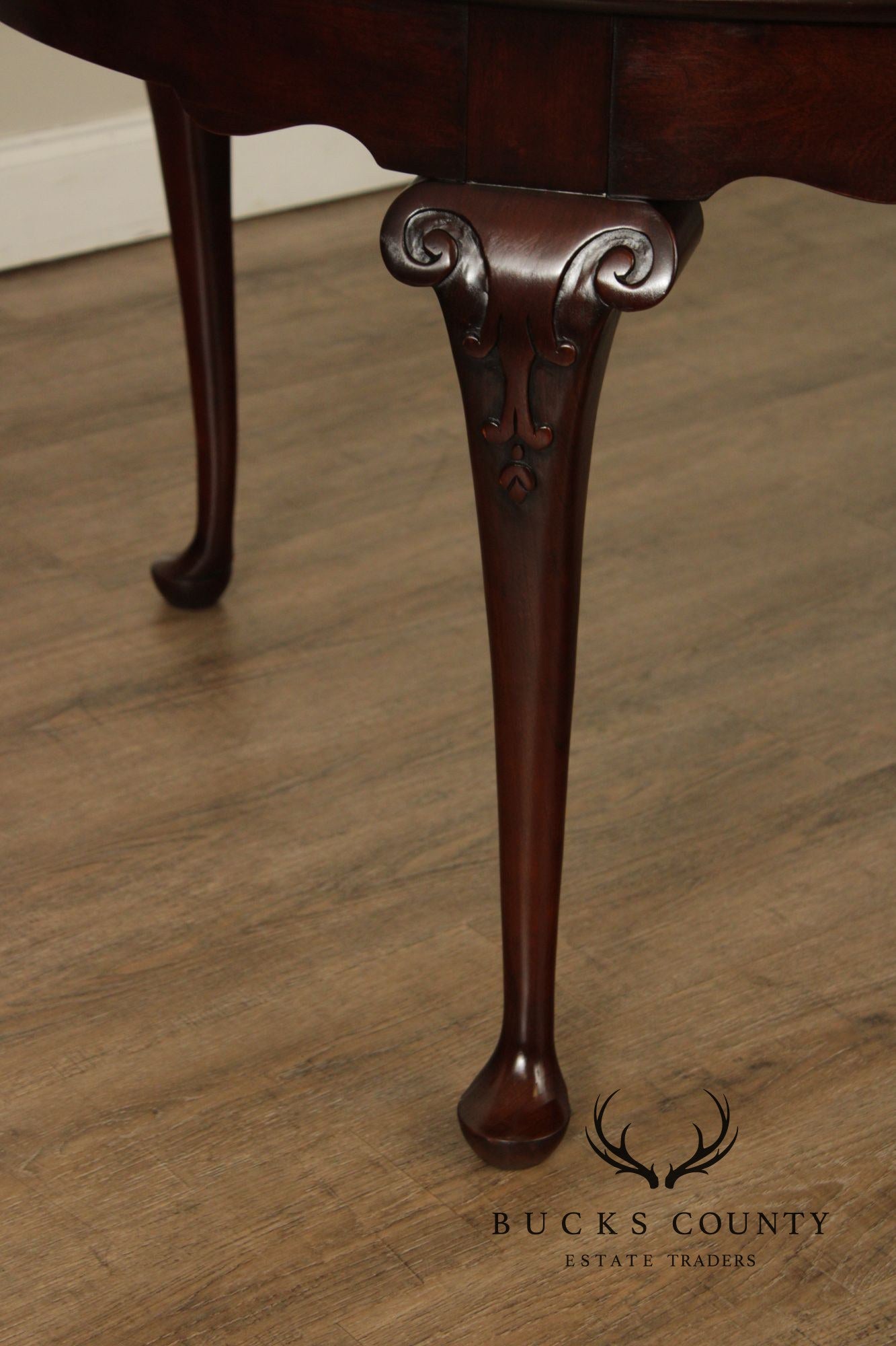 Statton Old Towne Cherry Queen Anne Style Extendable Dining Table With Two Leaves