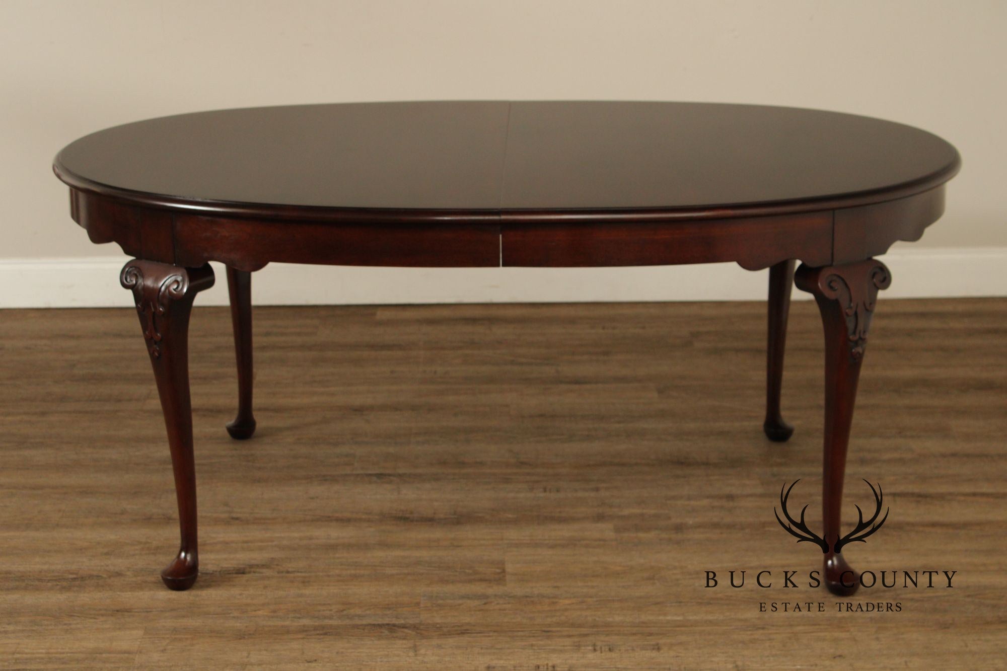 Statton Old Towne Cherry Queen Anne Style Extendable Dining Table With Two Leaves