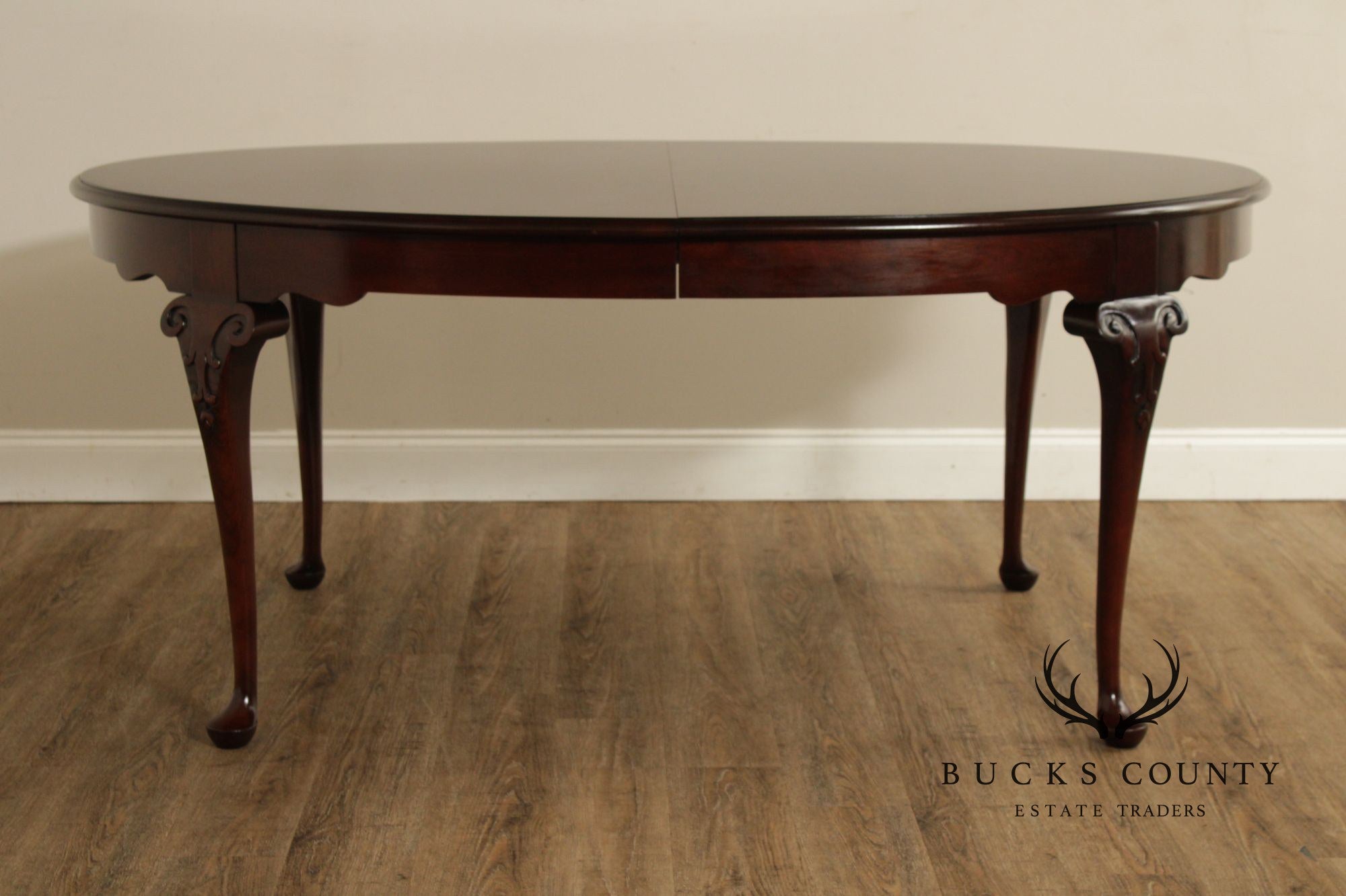 Statton Old Towne Cherry Queen Anne Style Extendable Dining Table With Two Leaves